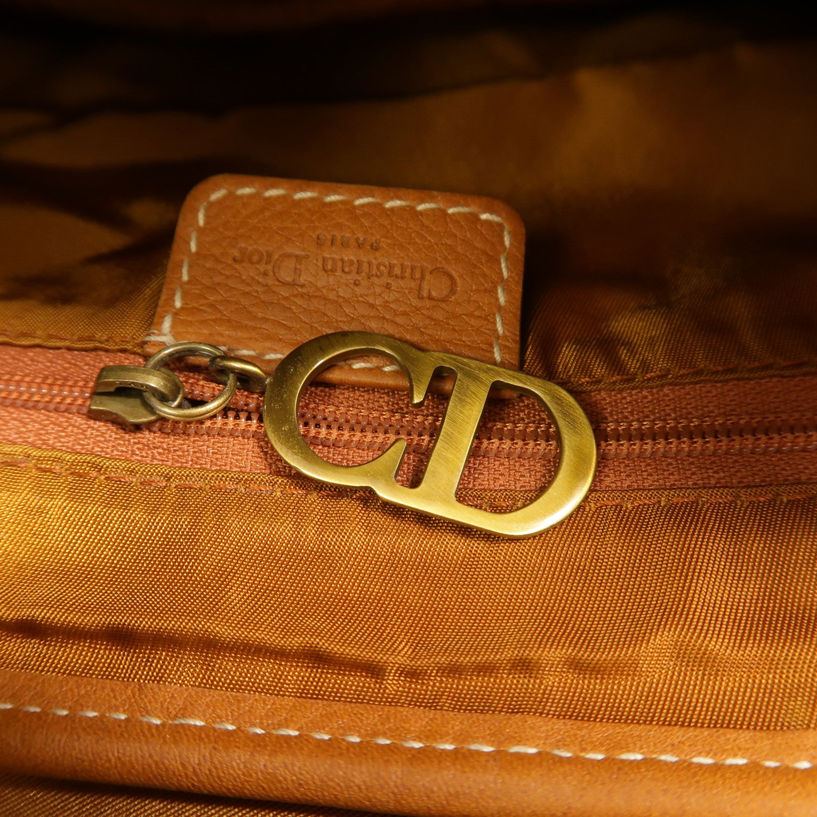 Dior 牛皮皮革Vintage Double Saddle肩背袋