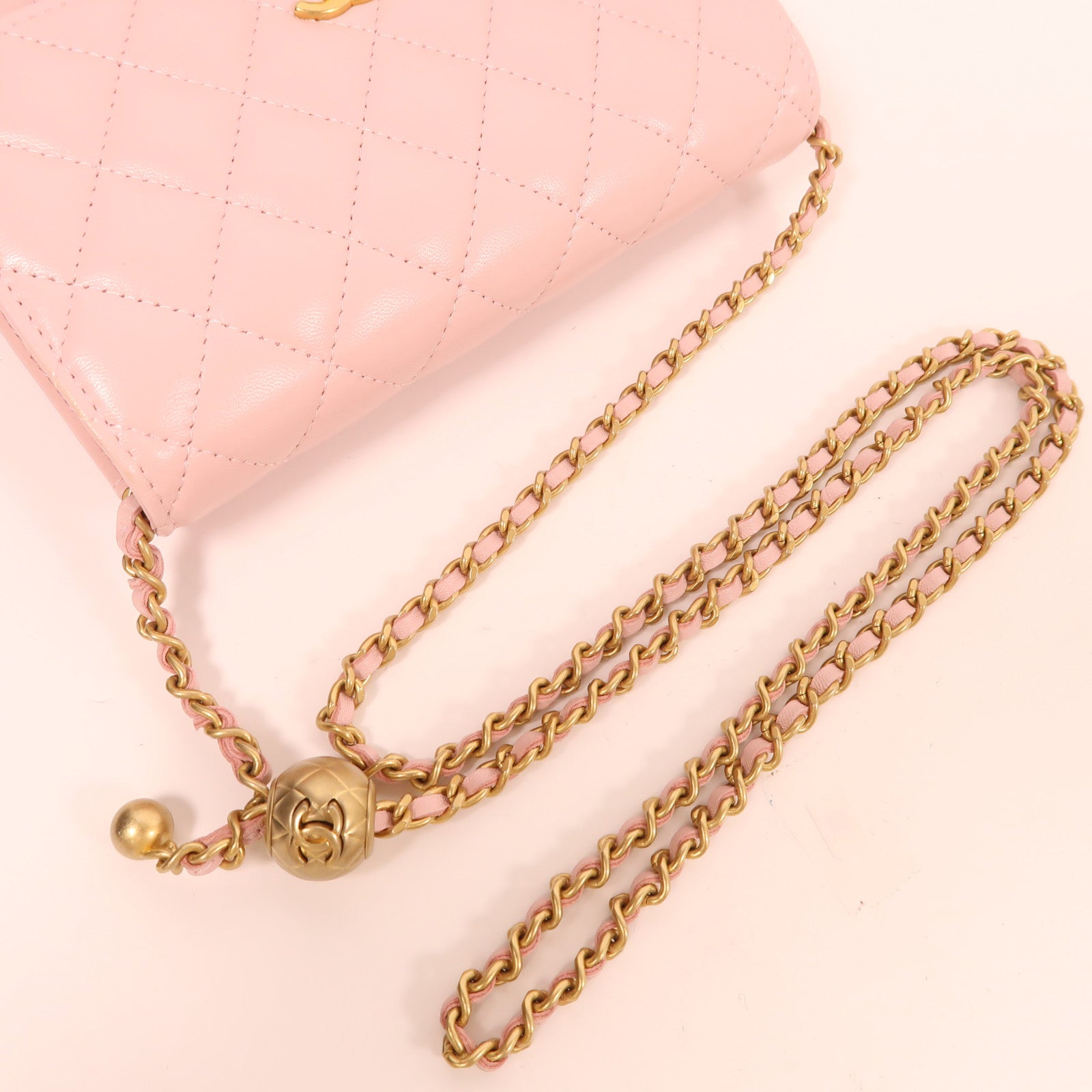 CHANEL 羊皮皮革WOC Wallet On Chain金扣鏈帶肩背袋