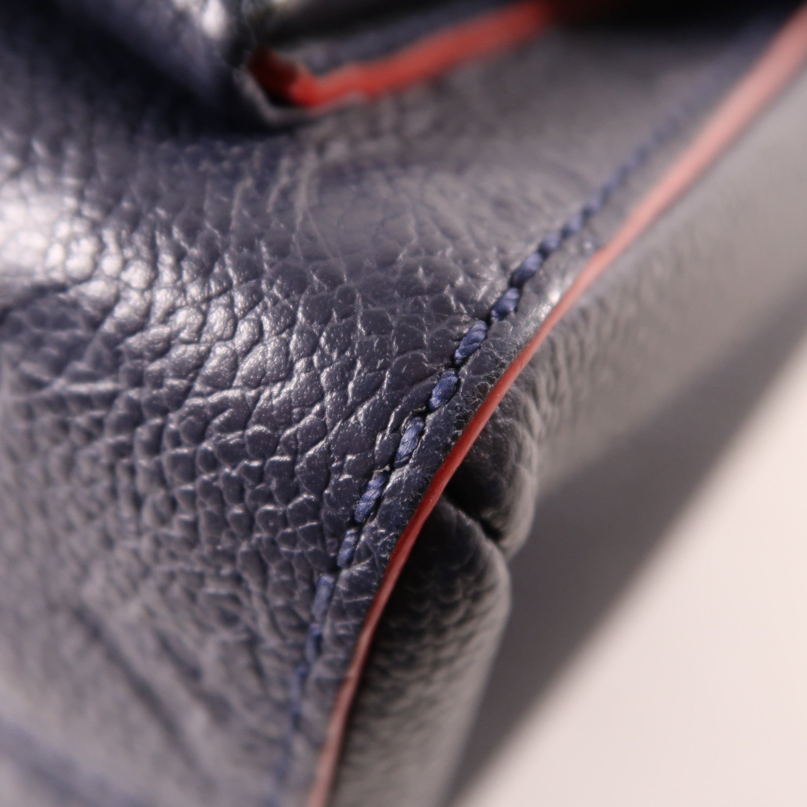 LOUIS VUITTON Monogram Empreinte Vavin PM金扣肩背袋深藍色