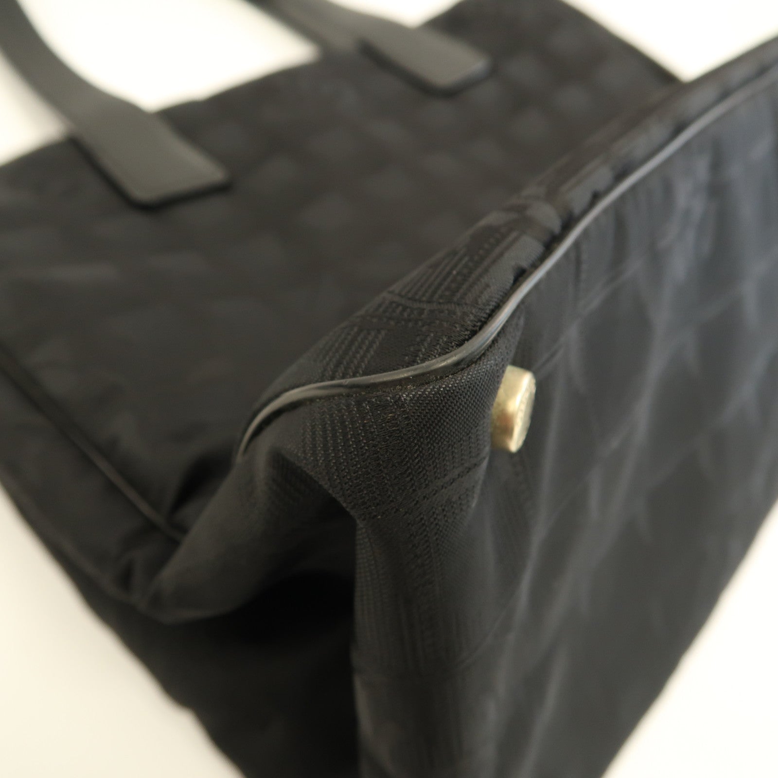 CHANEL 帆布Hand Bag金扣手挽袋黑色