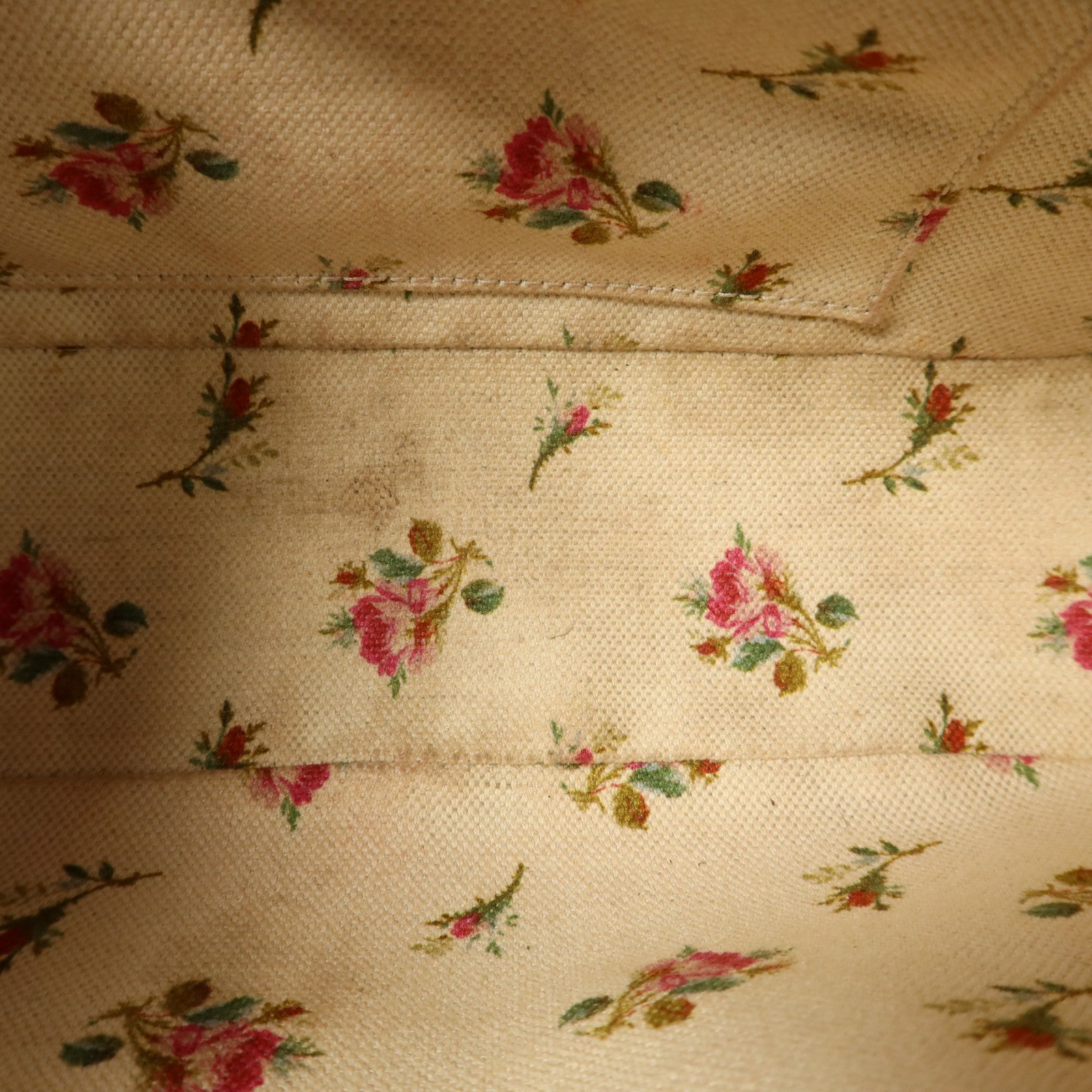 GUCCI 塗層帆布GG Supreme Messenger金扣肩背袋