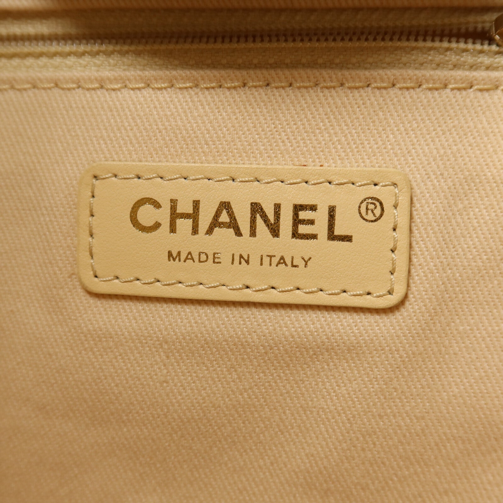 CHANEL 帆布/藤料Deauville Tote MM鏈帶手挽肩背兩用袋