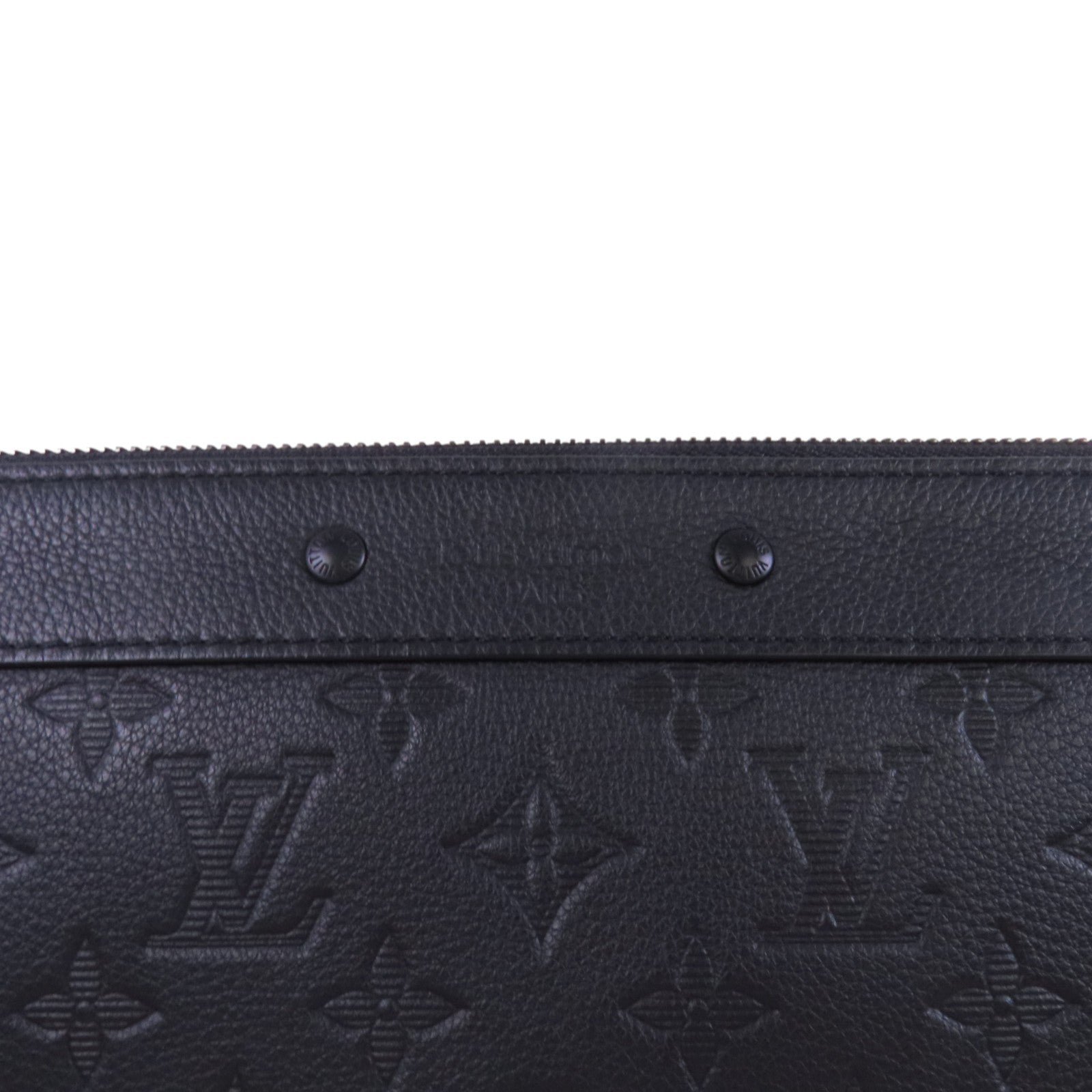 LOUIS VUITTON Monogram Shadow Pochette To-Go銀扣手拿包