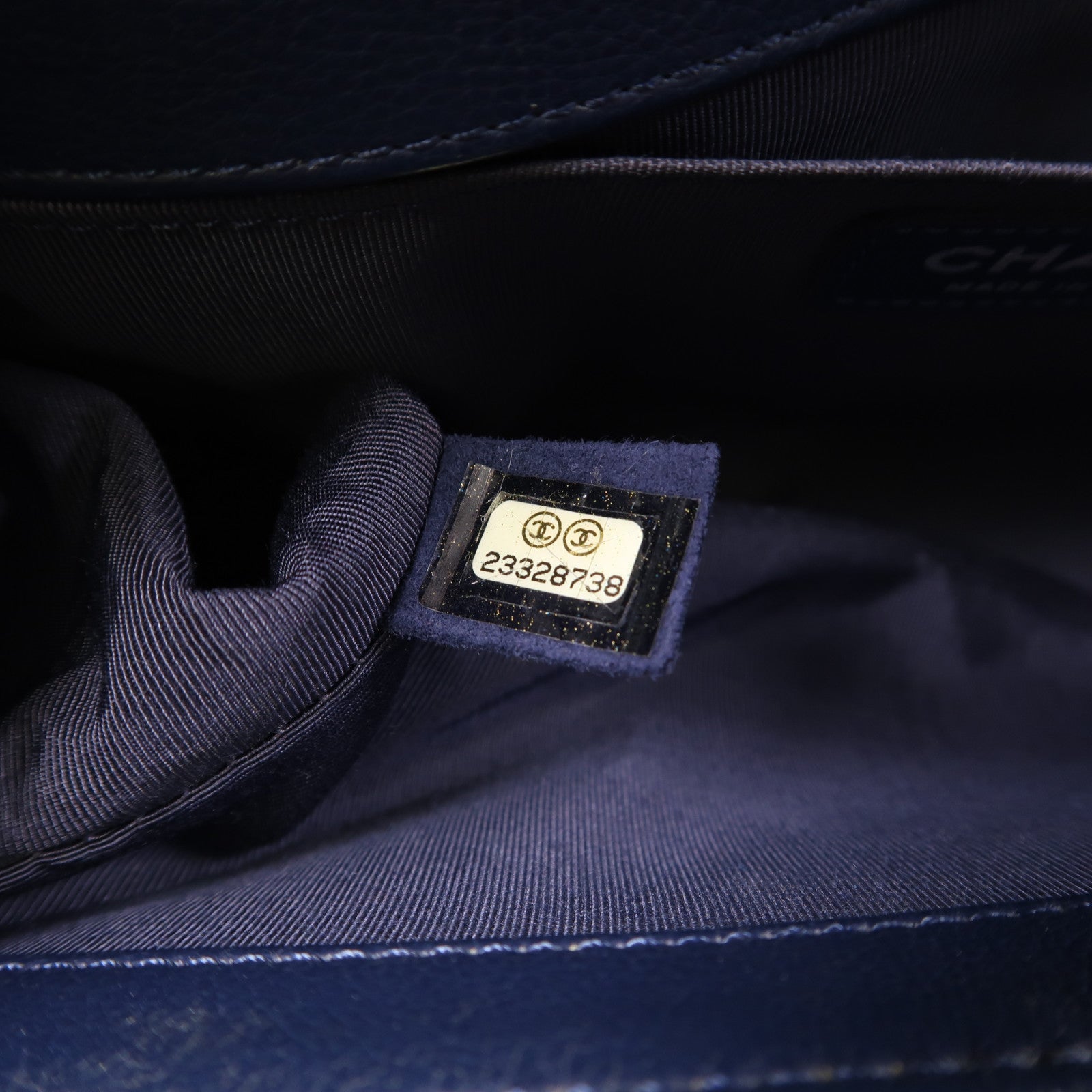 CHANEL 牛皮皮革Boy 25銀扣肩背袋