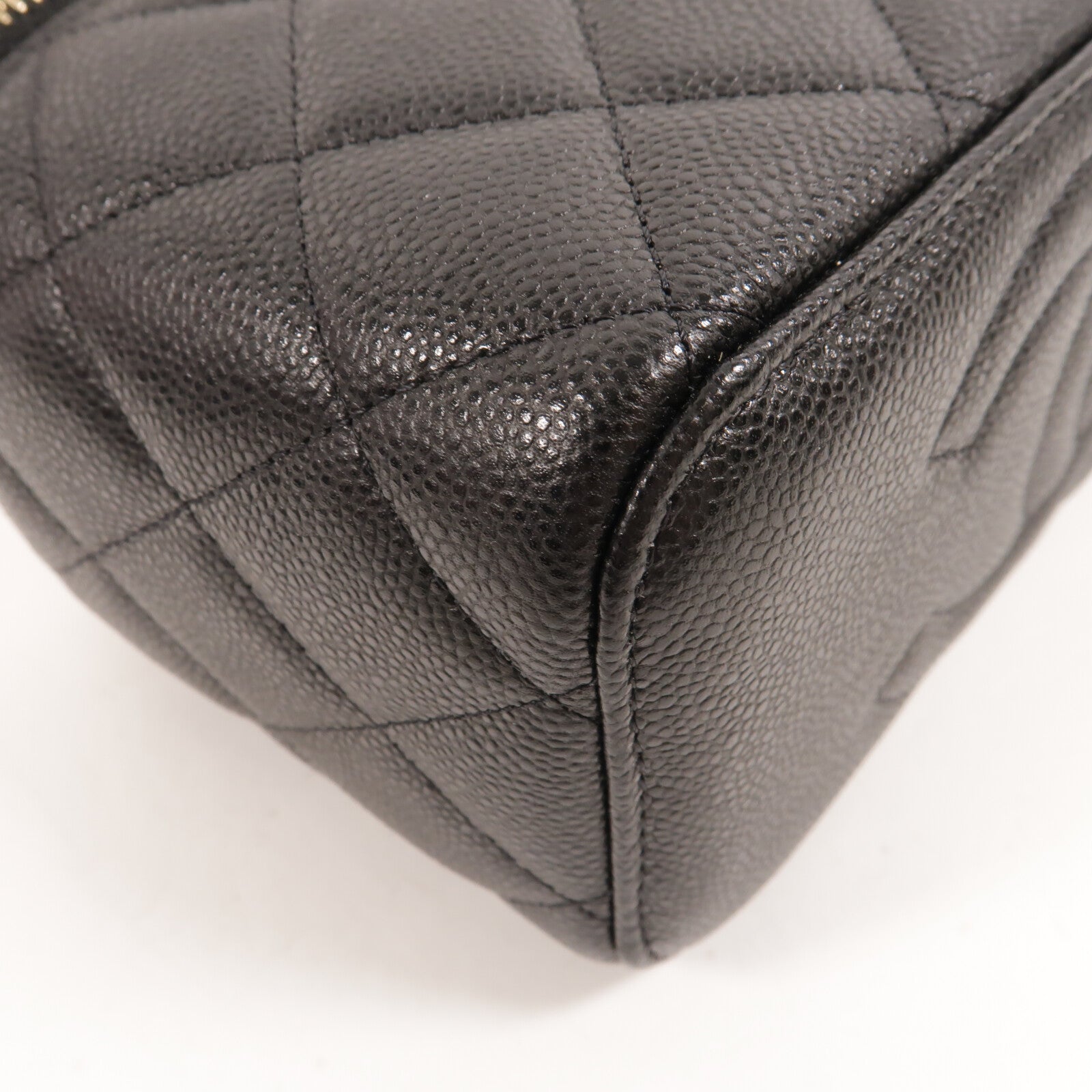 CHANEL 牛皮皮革Vanity Case鏈帶肩背袋