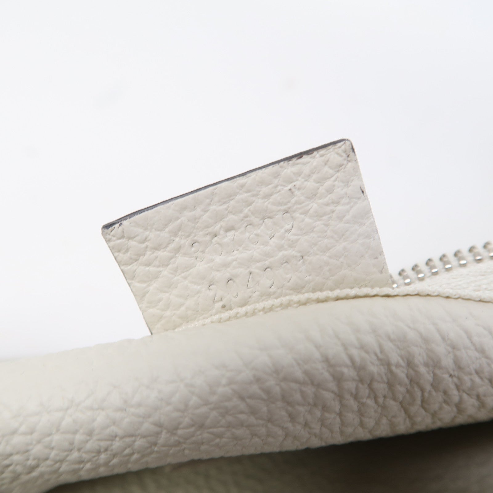 GUCCI 牛皮皮革Rucksack銀扣背包白色