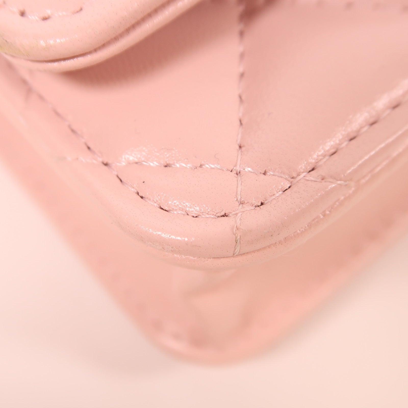 CHANEL 羊皮皮革WOC Wallet On Chain金扣鏈帶肩背袋