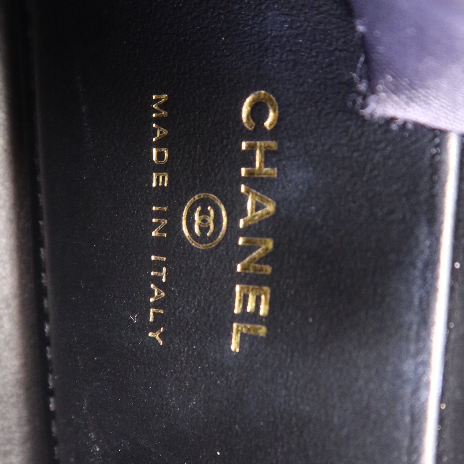 CHANEL 牛皮皮革Coco Handle Nano金扣鏈帶手挽肩背兩用袋