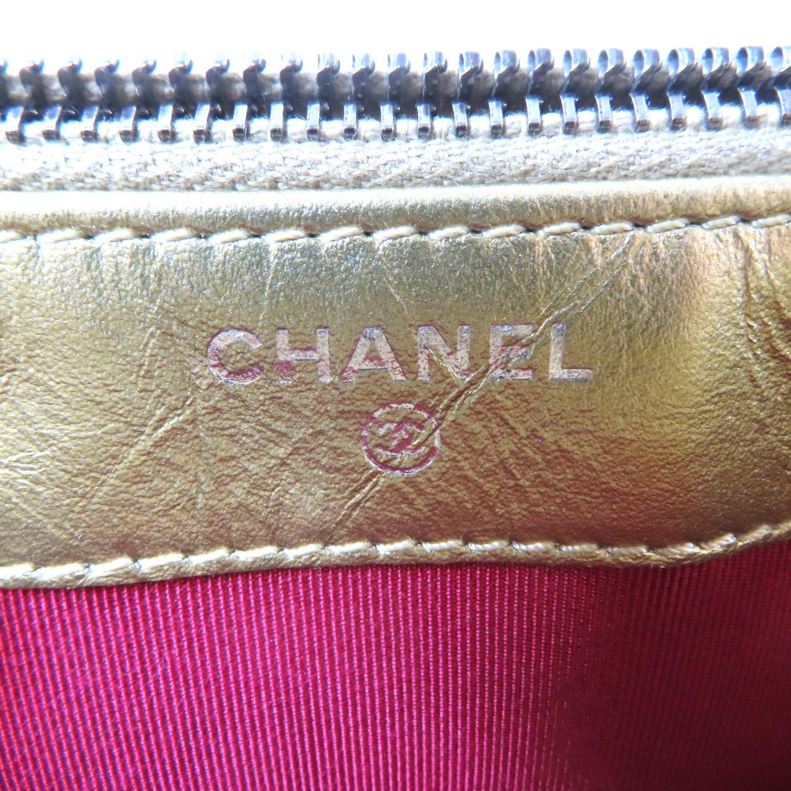 CHANEL 【激減優惠】菱格Gabrielle Clutch With Chain金/銀扣鏈帶肩背袋金色