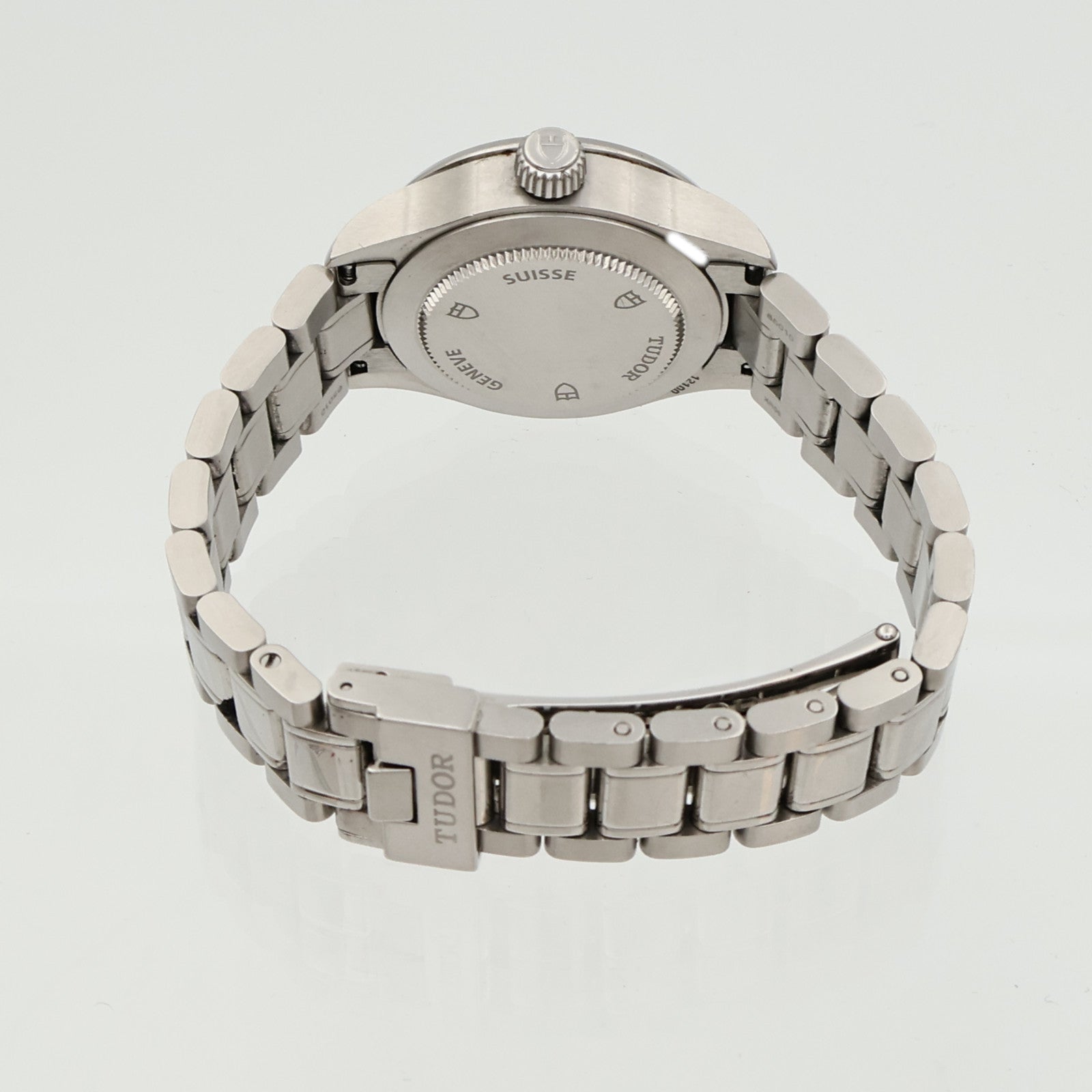 TUDOR Style 12100