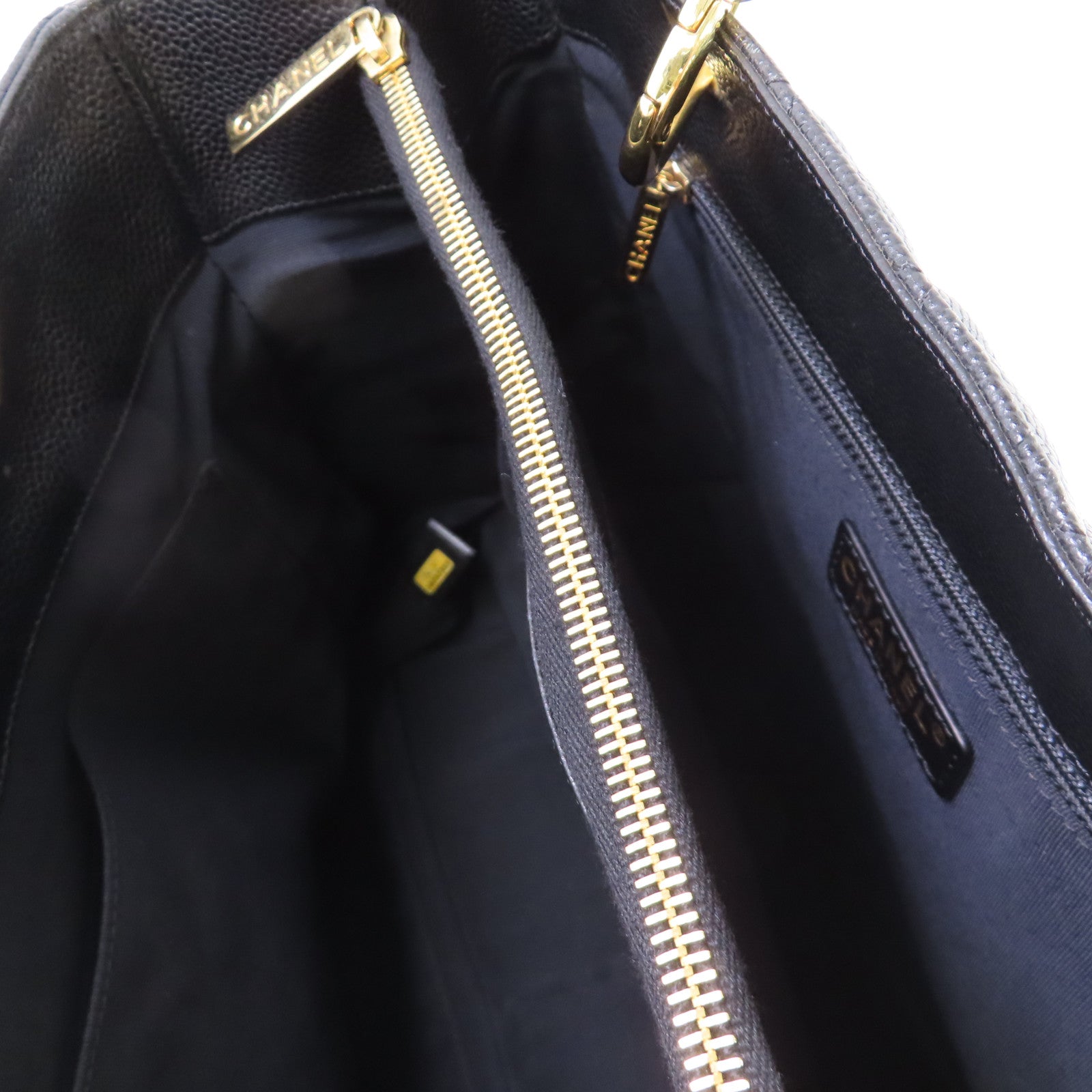 CHANEL 菱格Caviar皮革Grand Shopping Tote金扣鏈帶肩背袋黑色