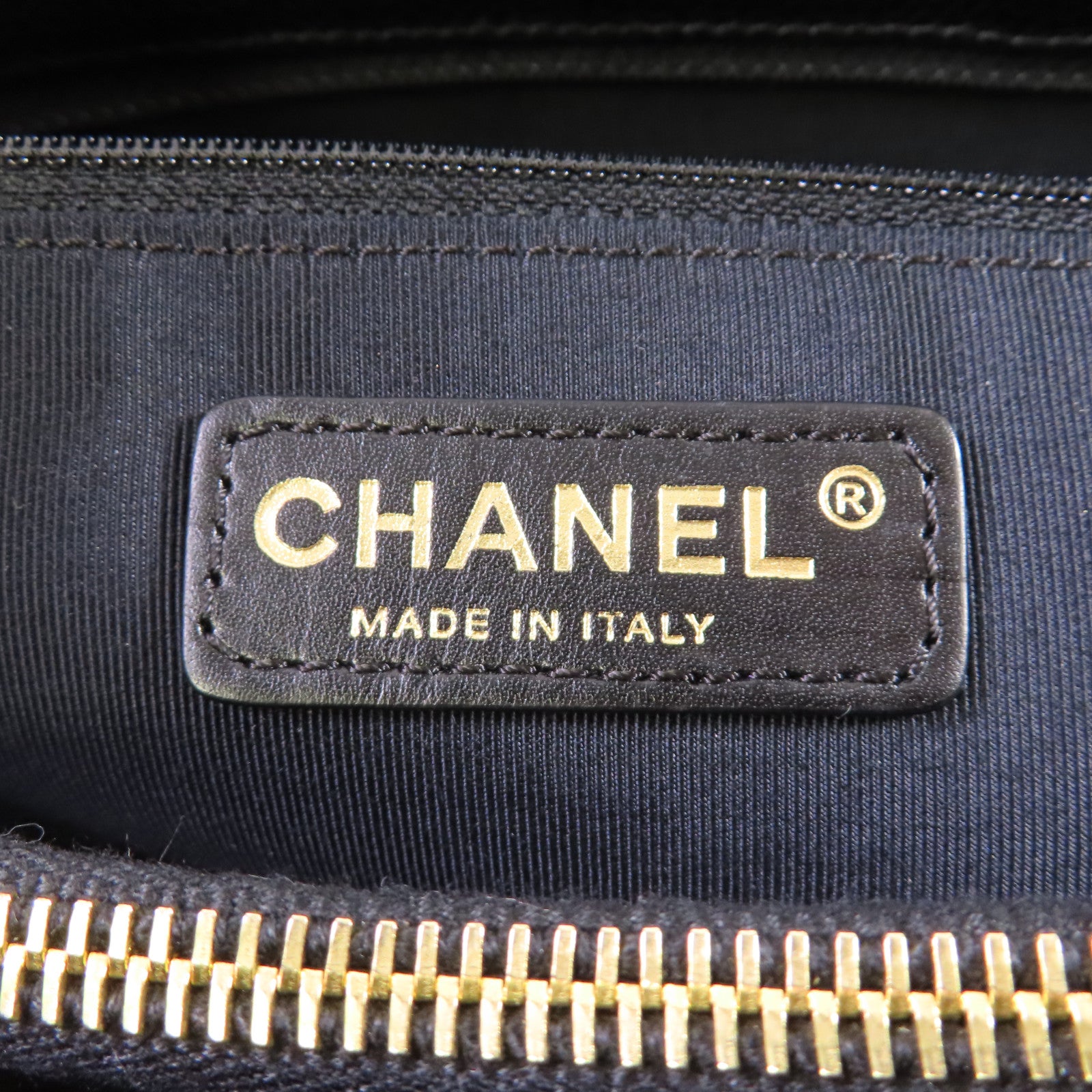 CHANEL 菱格Caviar皮革Grand Shopping Tote金扣鏈帶肩背袋黑色