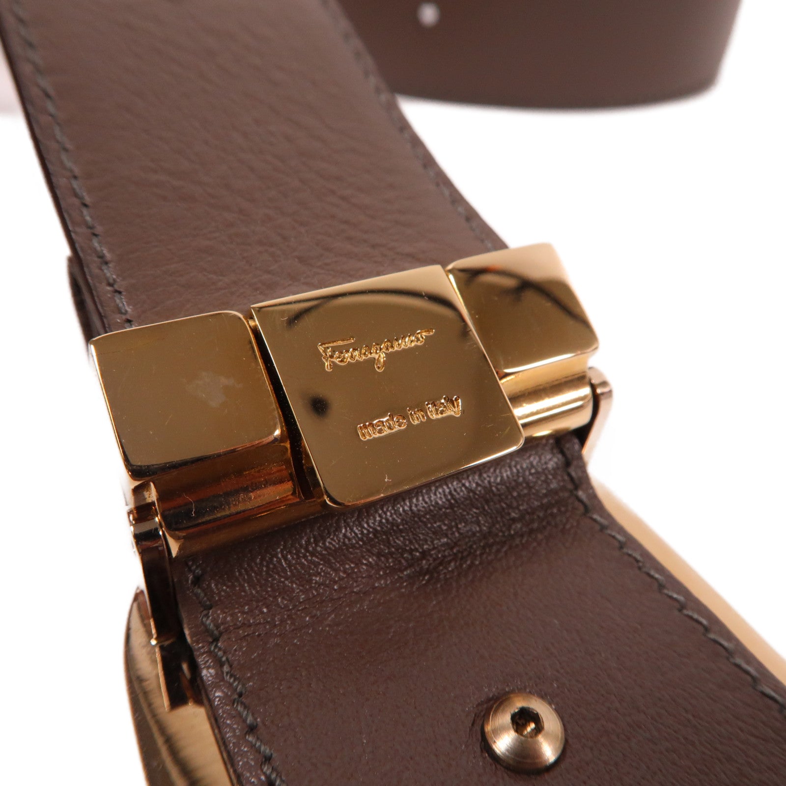 Salvatore Ferragamo 牛皮皮革Belt金扣皮帶啡色