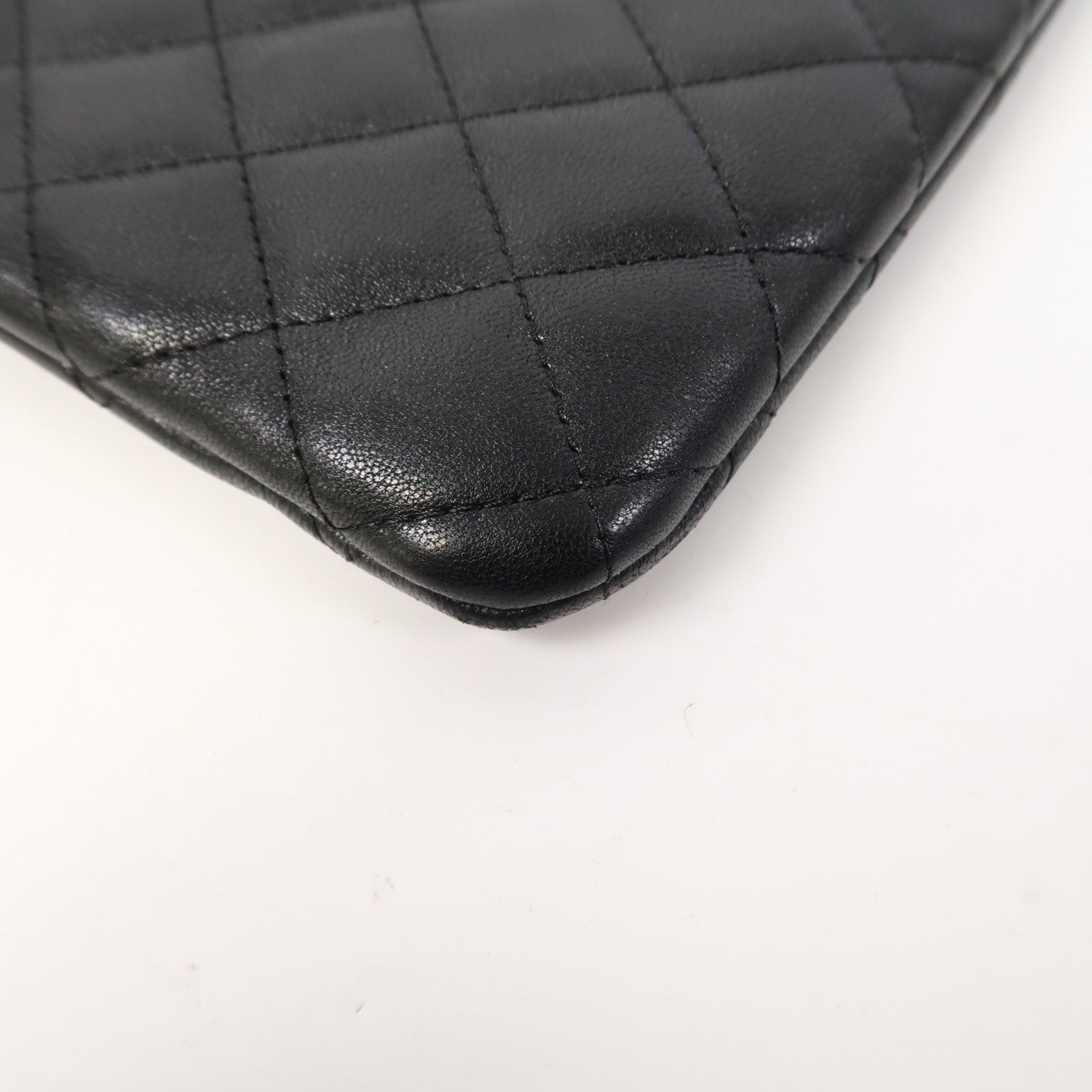 CHANEL 菱格牛皮皮革Clutch銀扣手拿包黑色