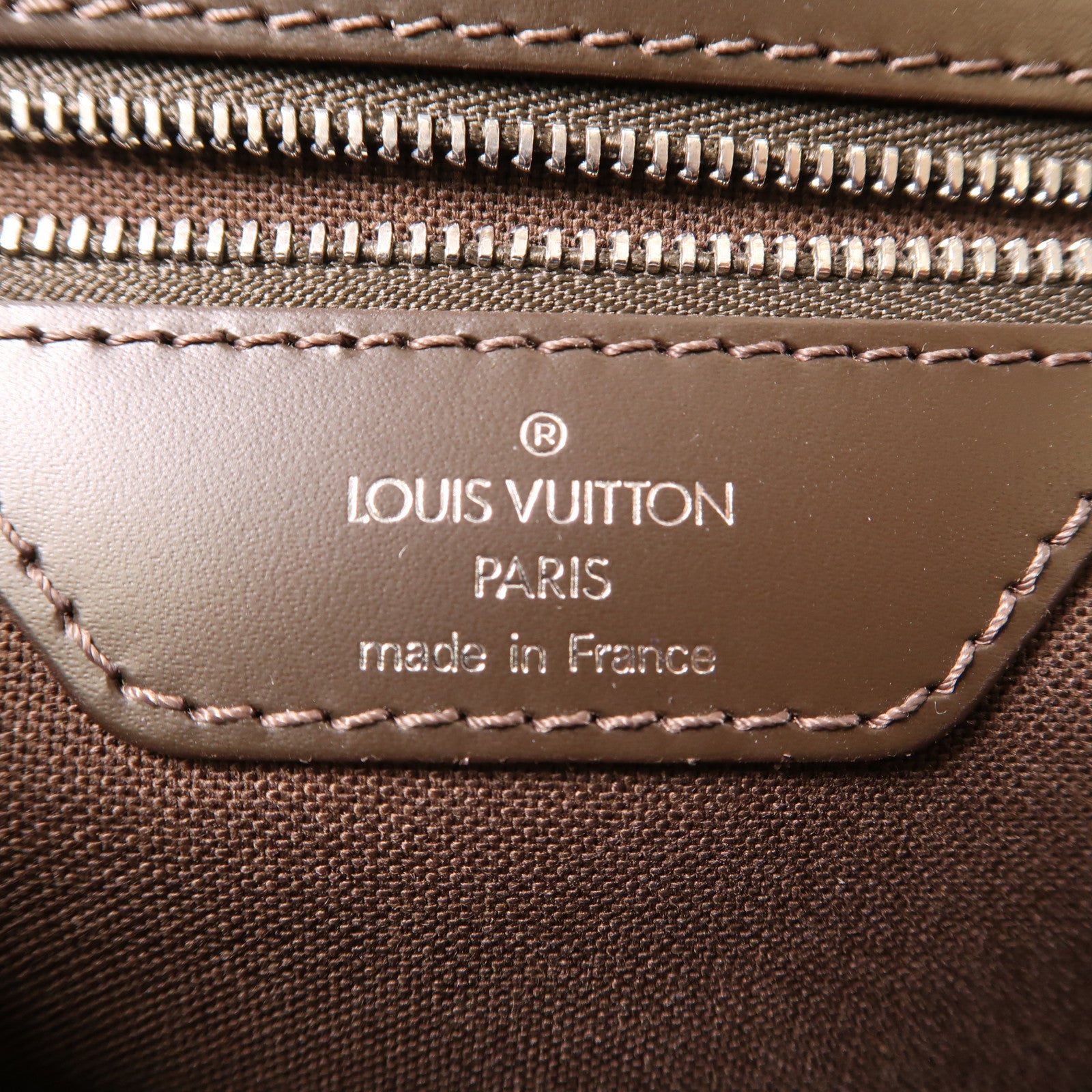 LOUIS VUITTON Taiga Taimyr Grizzli銀扣肩背袋棕色/綠色