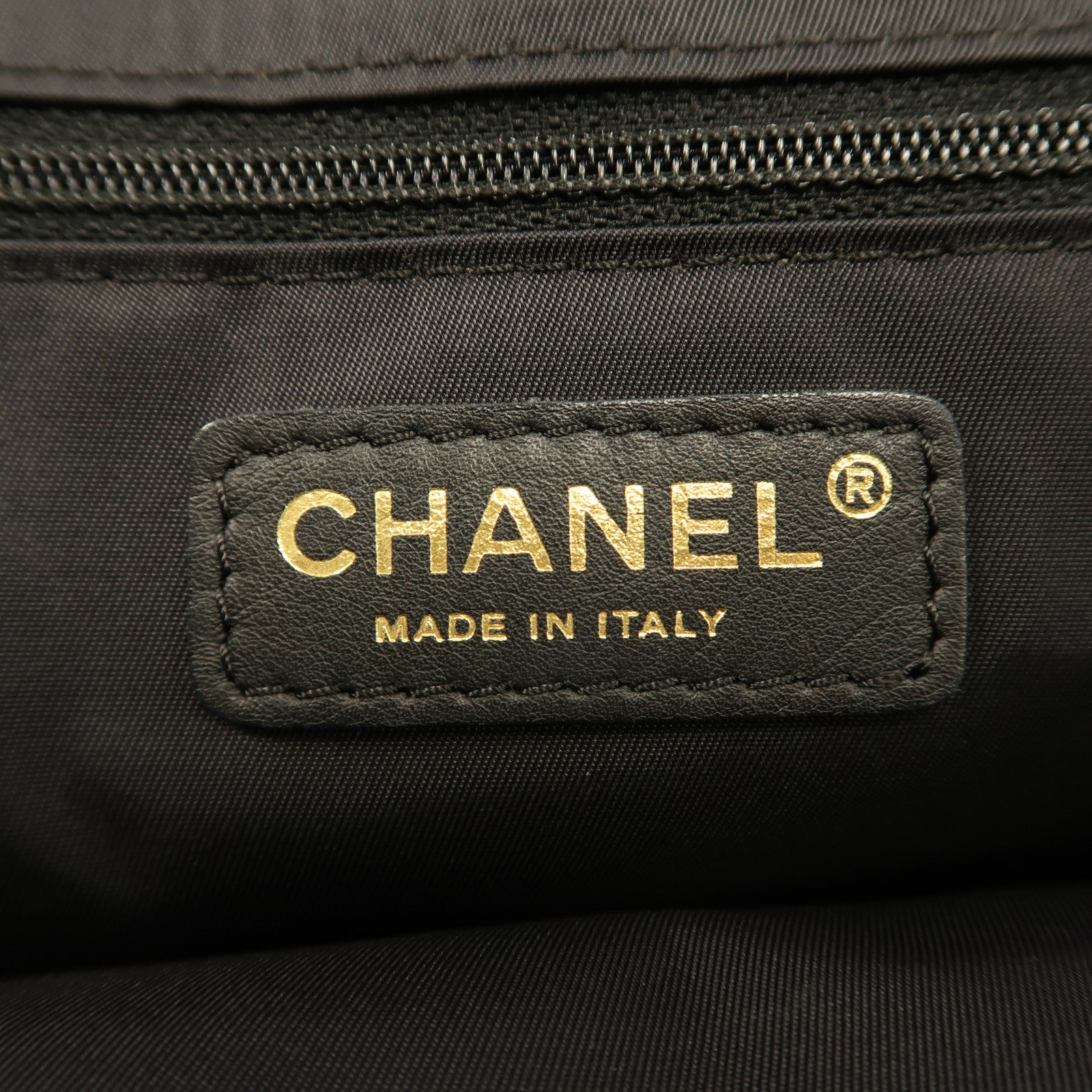 CHANEL 帆布Hand Bag金扣手挽袋黑色