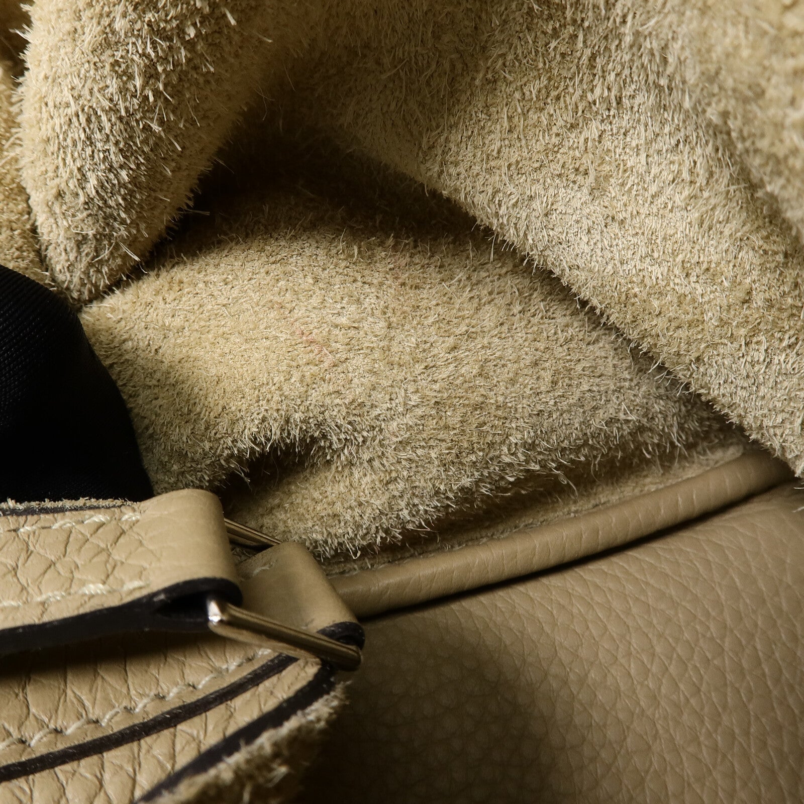 HERMES Clemence皮革Picotin PM手挽袋Trench