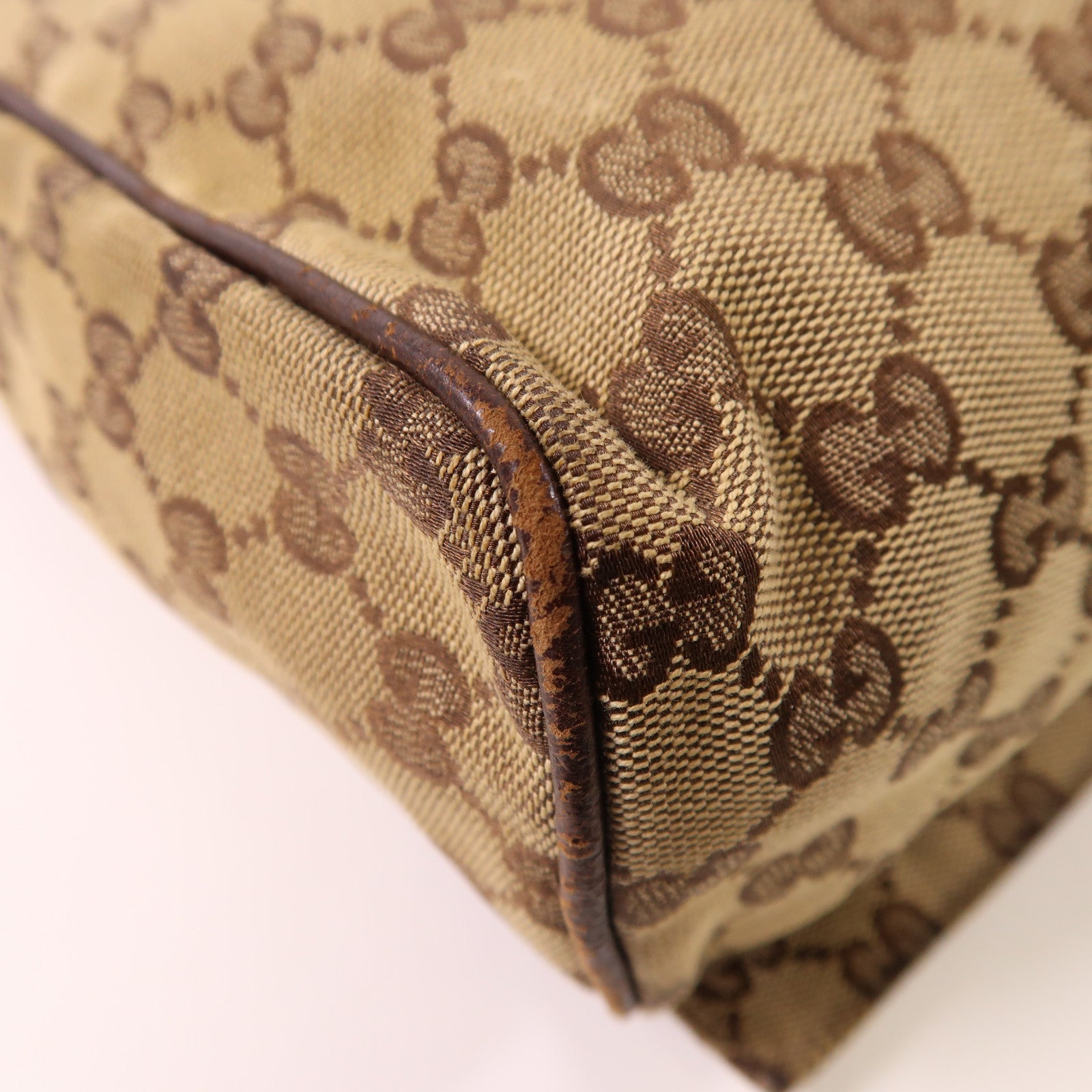 GUCCI 帆布Shoulder Bag銀扣肩背袋