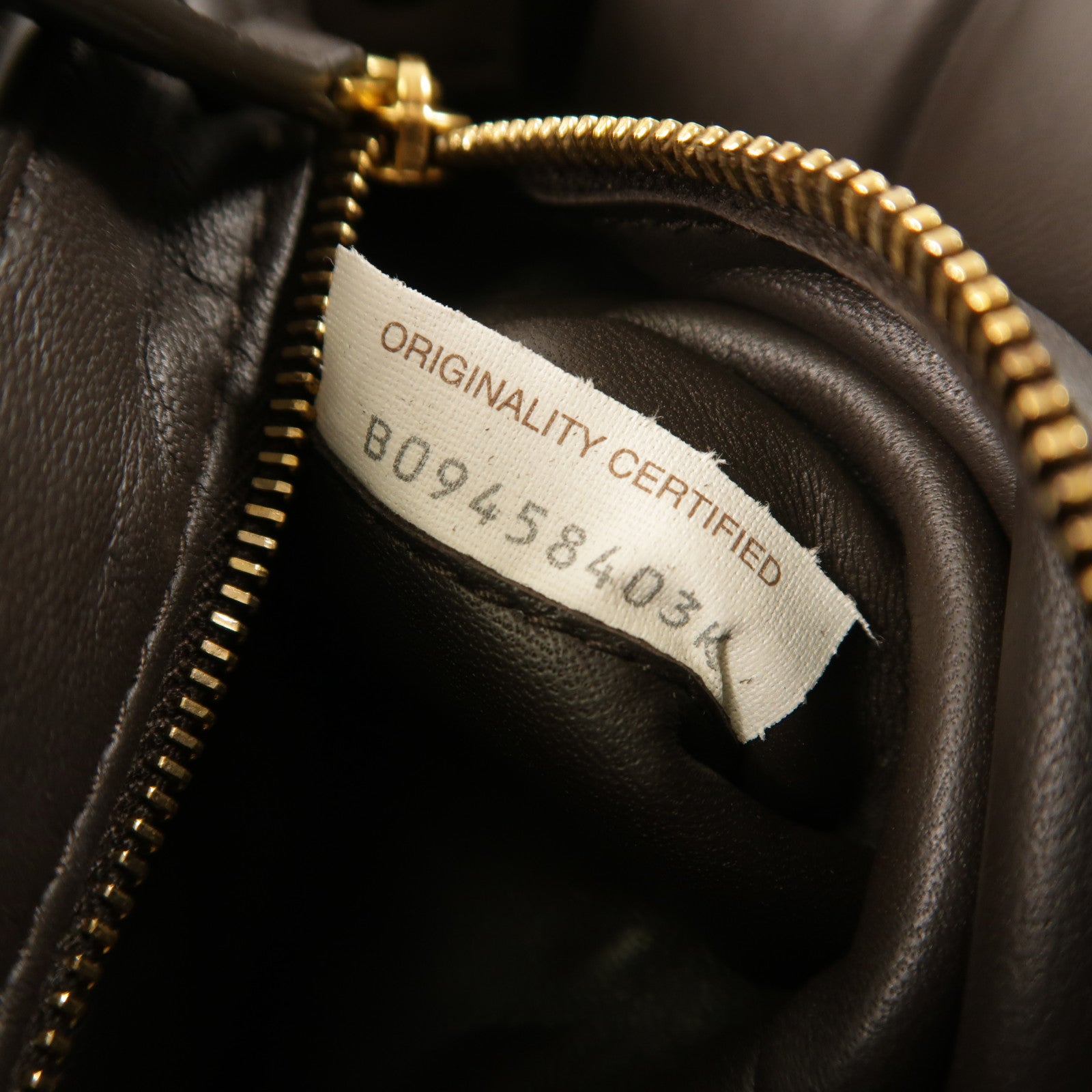 BOTTEGA VENETA 羊皮皮革Padded Cassette肩背袋