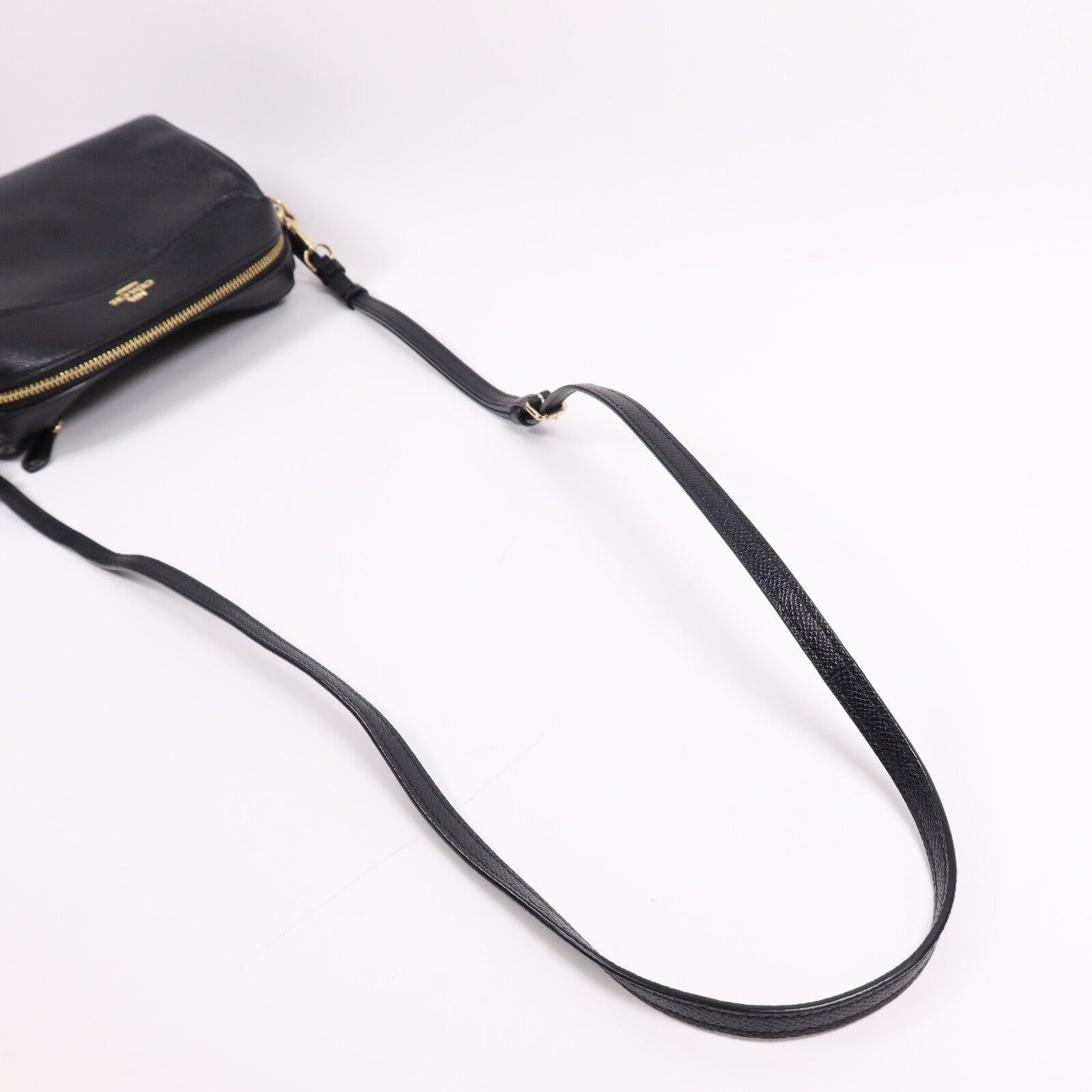 COACH 牛皮皮革Shoulder Bag金扣肩背袋