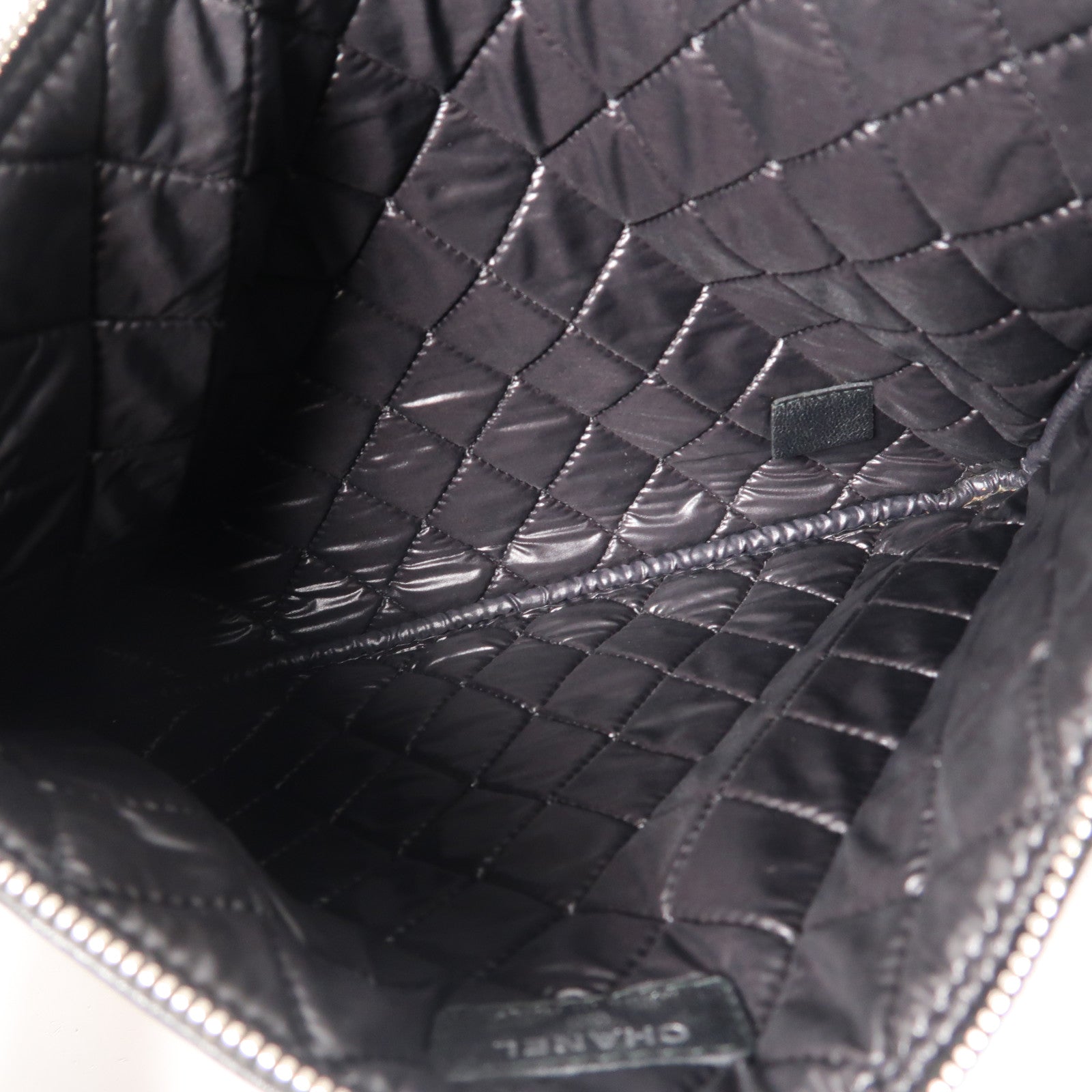 CHANEL 菱格牛皮皮革Clutch銀扣手拿包黑色