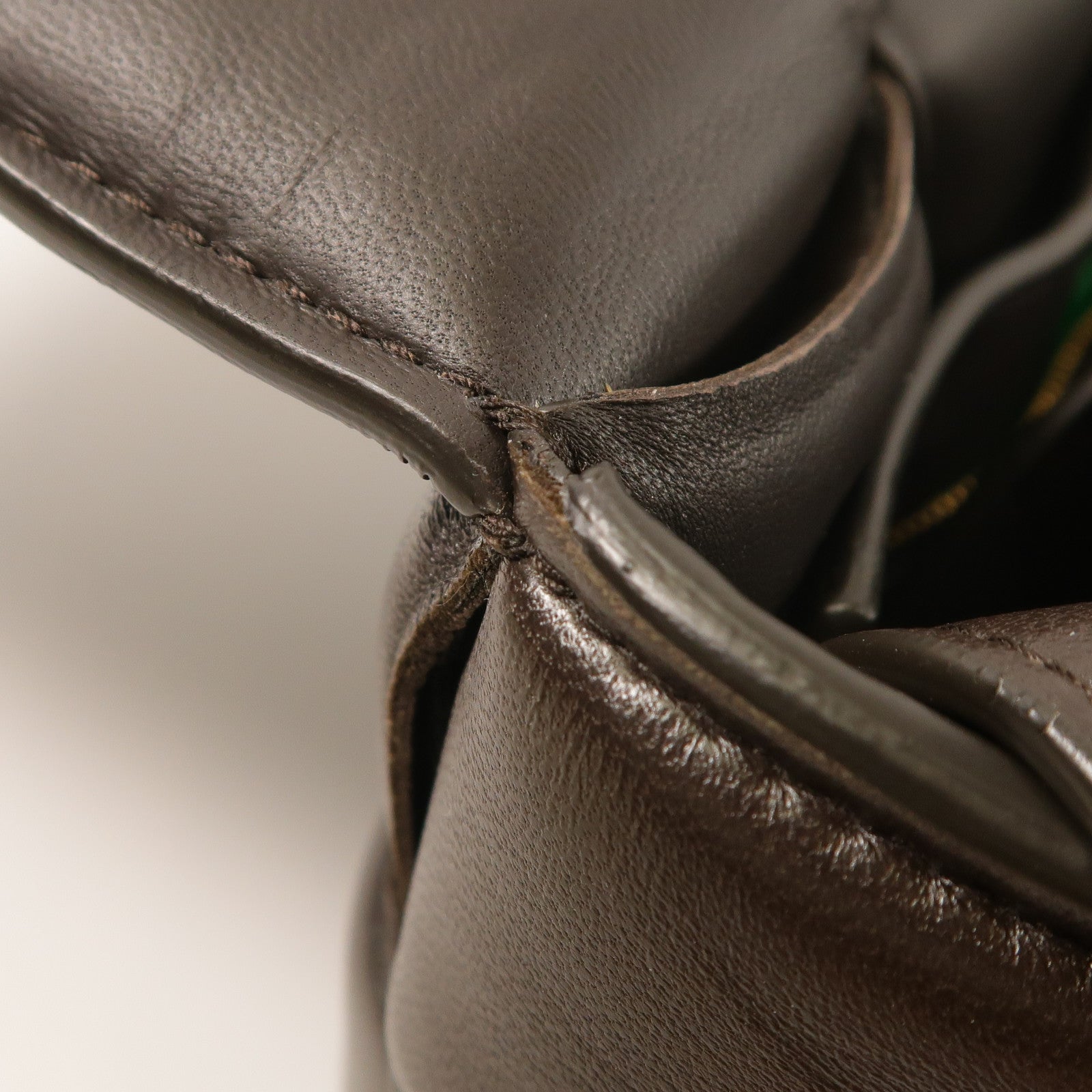 BOTTEGA VENETA 羊皮皮革Padded Cassette肩背袋