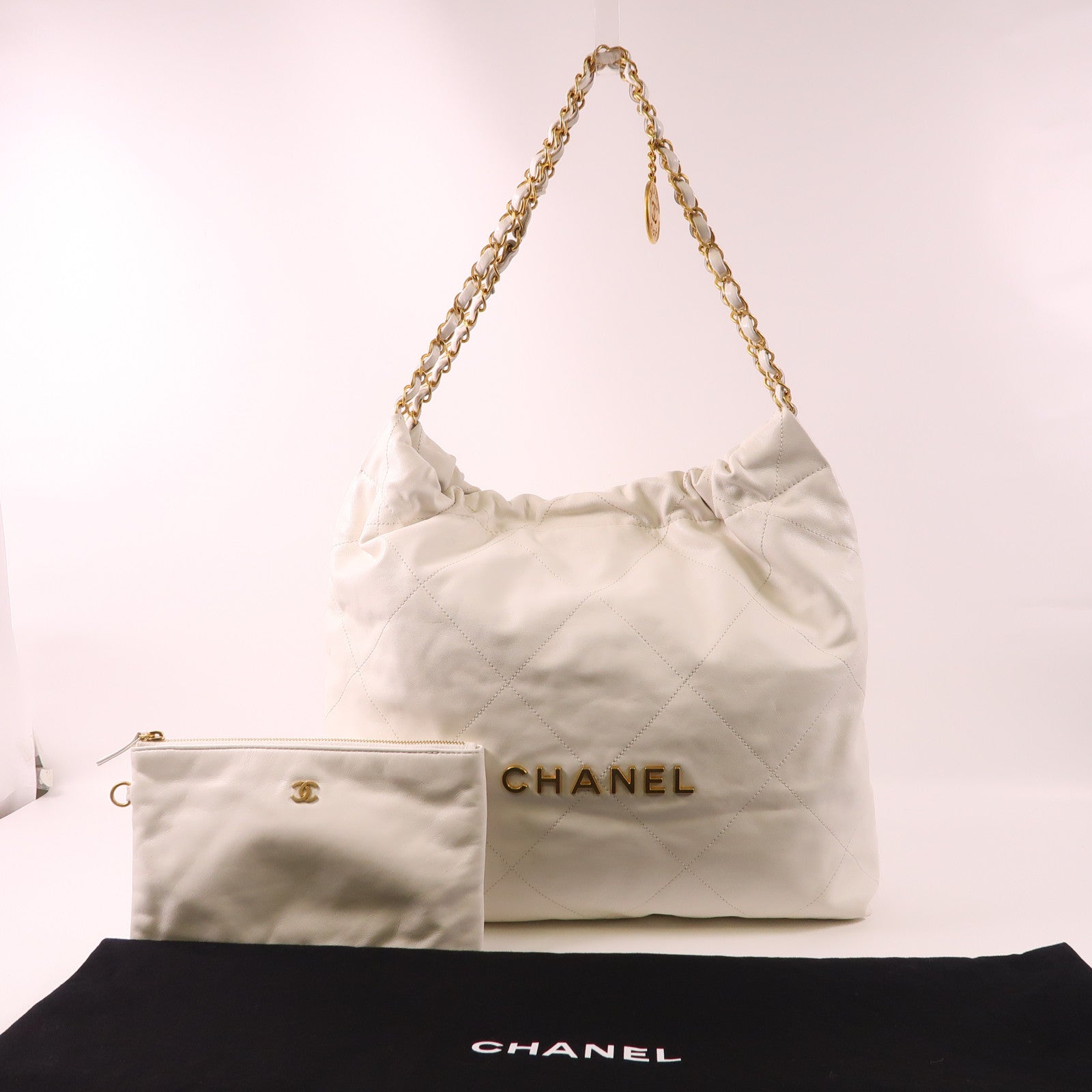 CHANEL 牛皮皮革Chanel 22 Small金扣鏈帶肩背袋