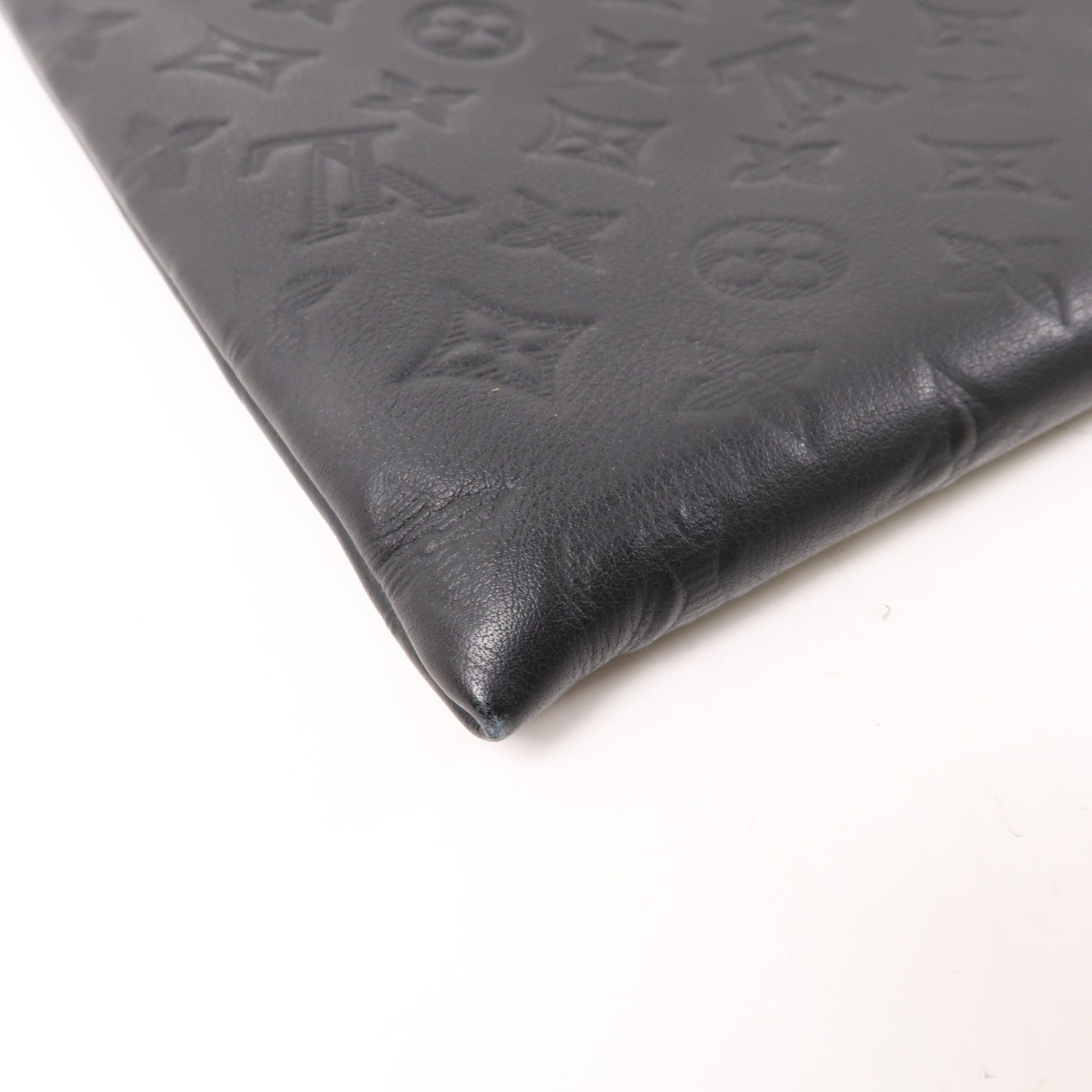 LOUIS VUITTON Monogram Shadow Pochette Voyage Souple手拿包黑色