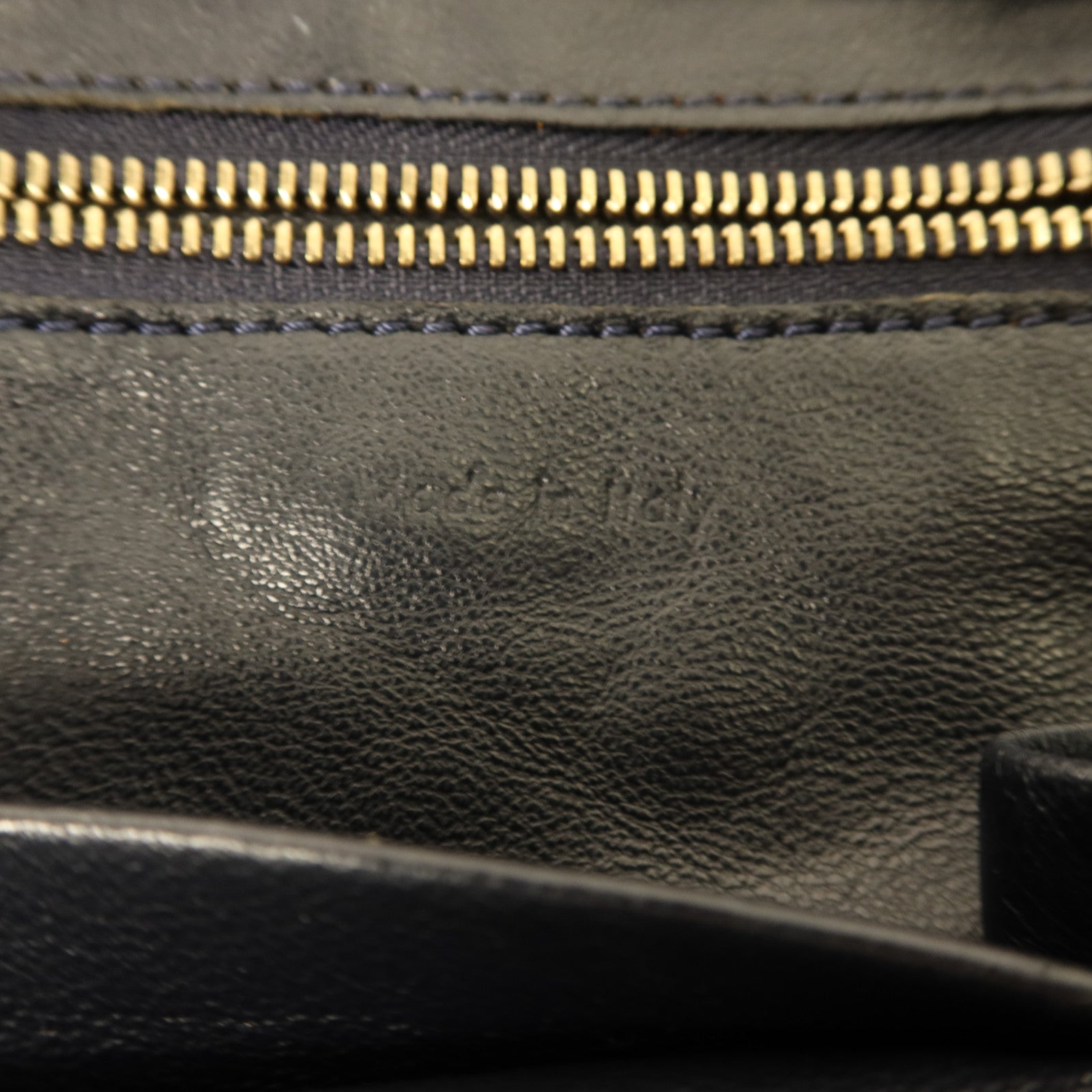 CELINE 蛇皮皮革Mini Luggage金扣手挽袋