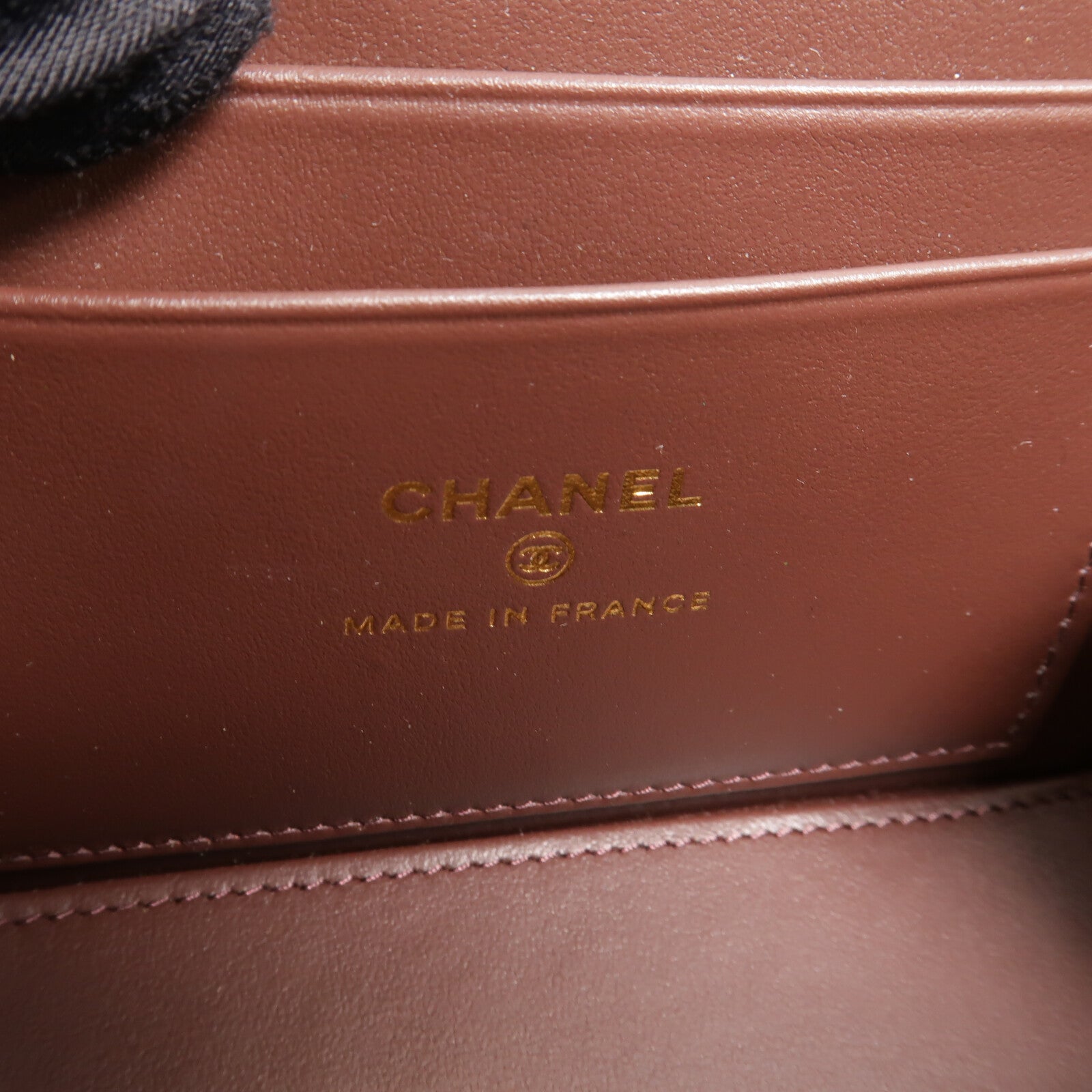 CHANEL 牛皮皮革Vanity Case鏈帶肩背袋