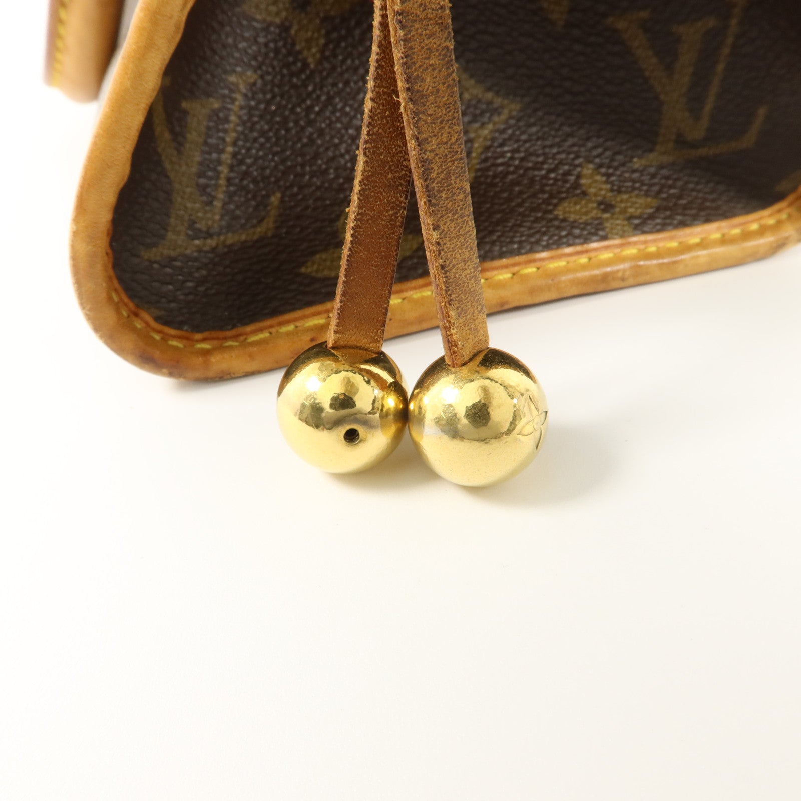 LOUIS VUITTON Monogram Popincourt金扣手挽袋