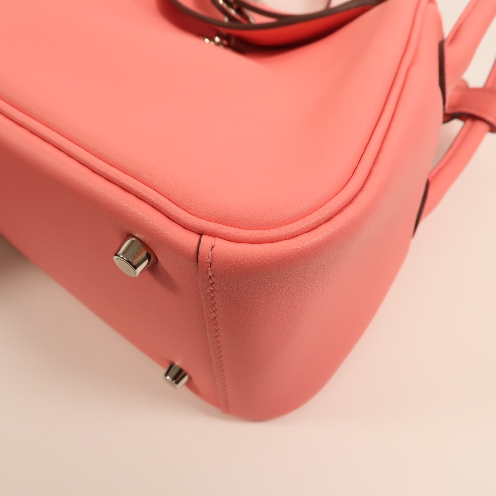 HERMES Swift皮革Mini Lindy銀扣手挽肩背兩用袋Rose Azalee