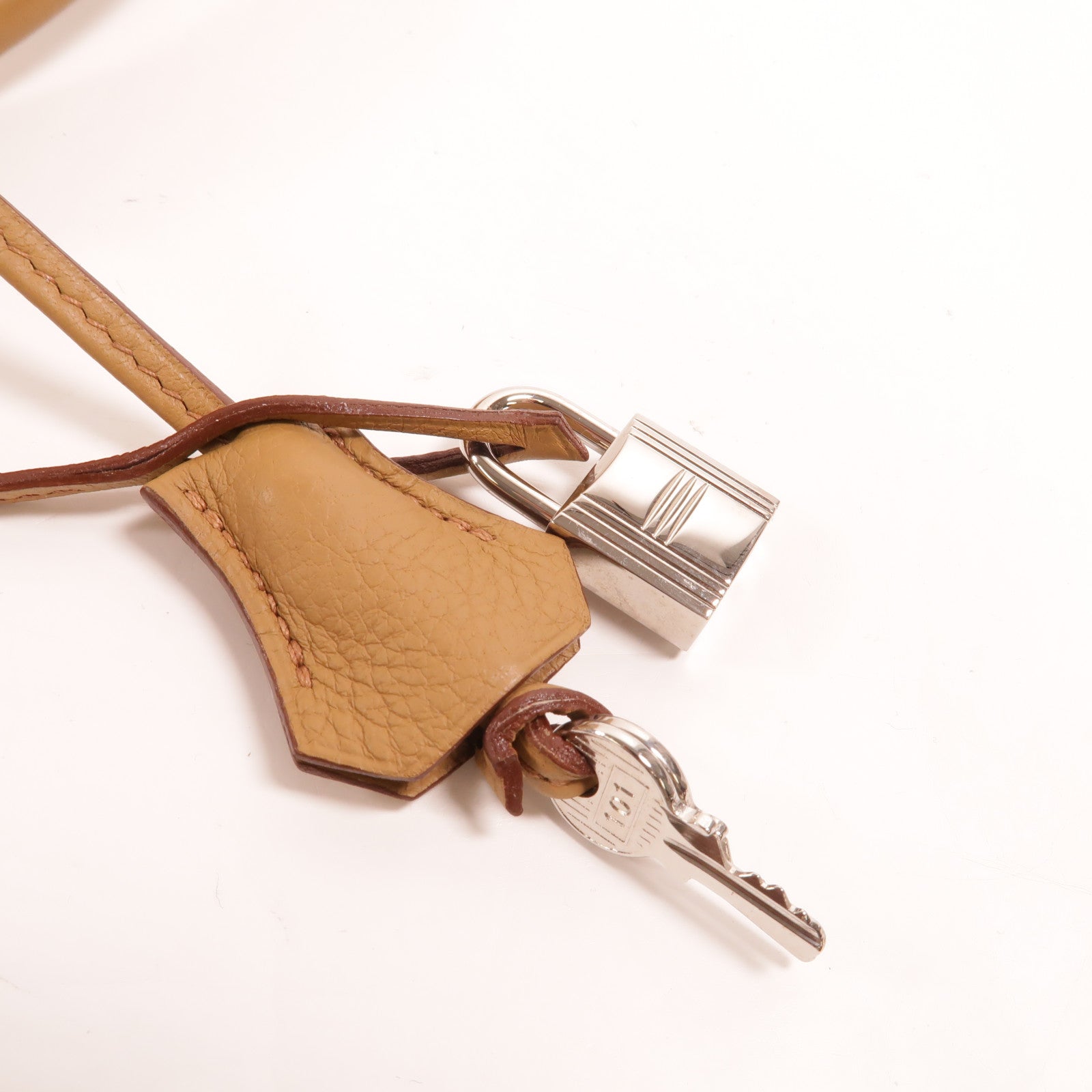 HERMES Clemence皮革Bolide 45手挽袋Biscuit