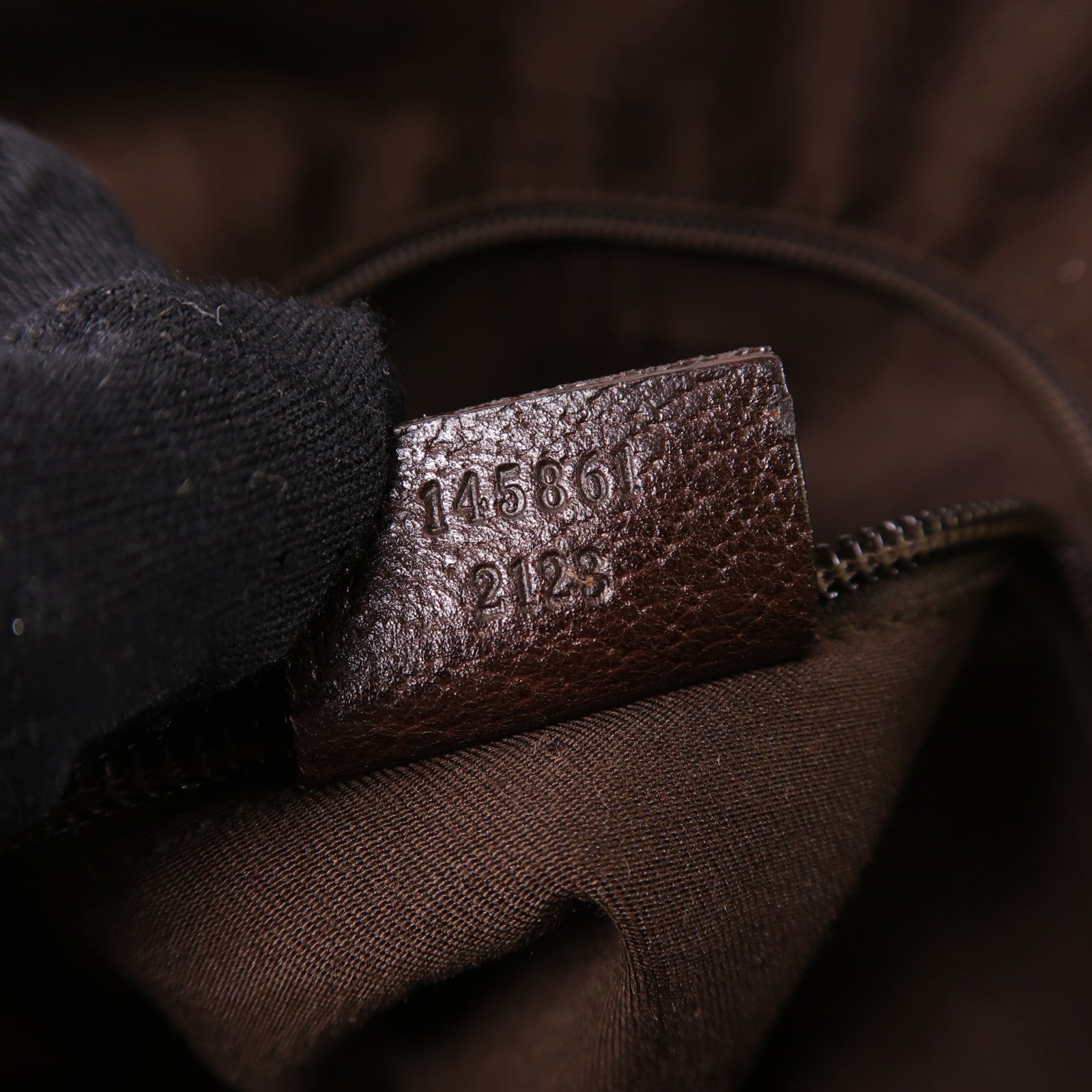 GUCCI 帆布Shoulder Bag銀扣肩背袋