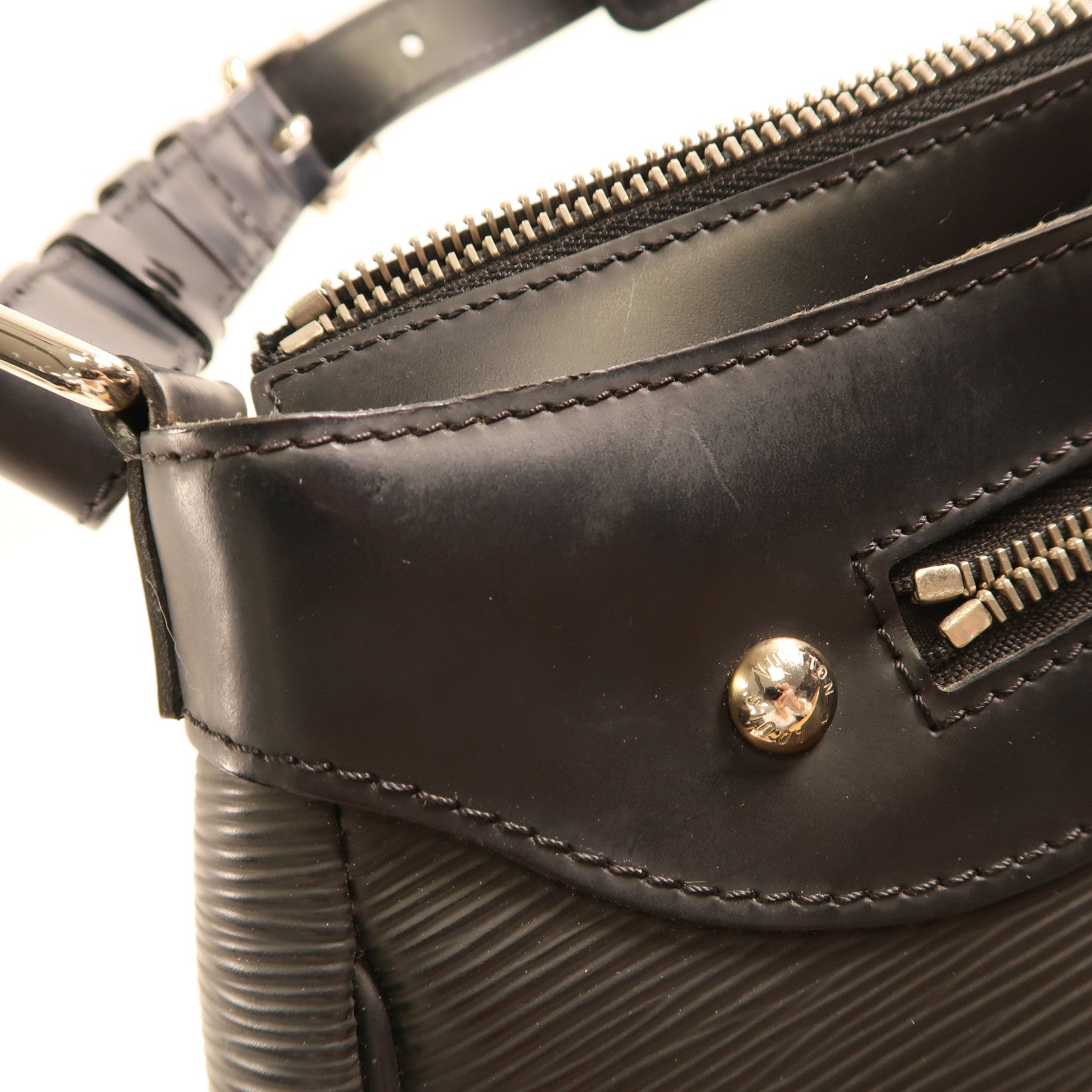 LOUIS VUITTON LV SHW Turenne PM Shoulder Bag Epi Leather M59282 Black