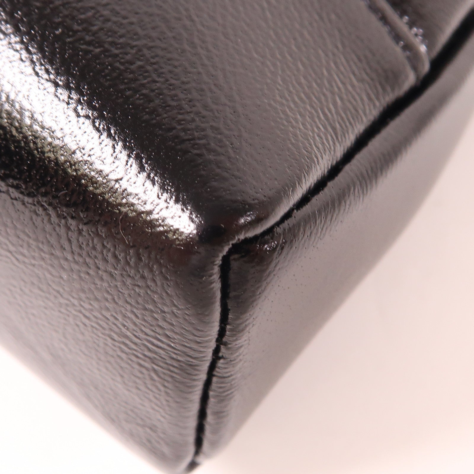 CHANEL 皮革Nano 31銀扣鏈帶肩背袋