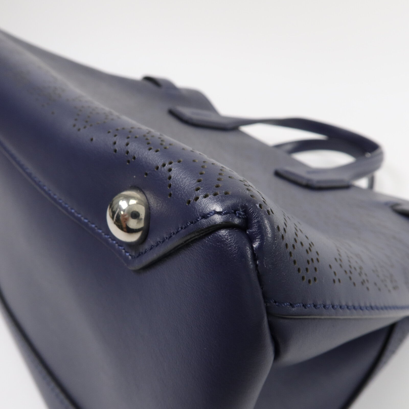 BURBERRY 牛皮皮革Banner Small Perforated Tote手挽肩背兩用袋
