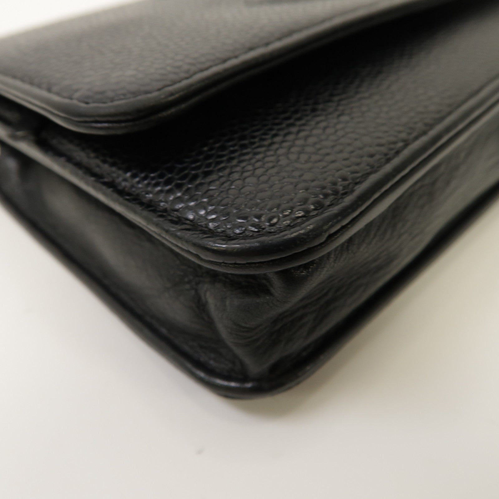 CHANEL Caviar皮革Wallet On Chain銀扣鏈帶肩背袋黑色