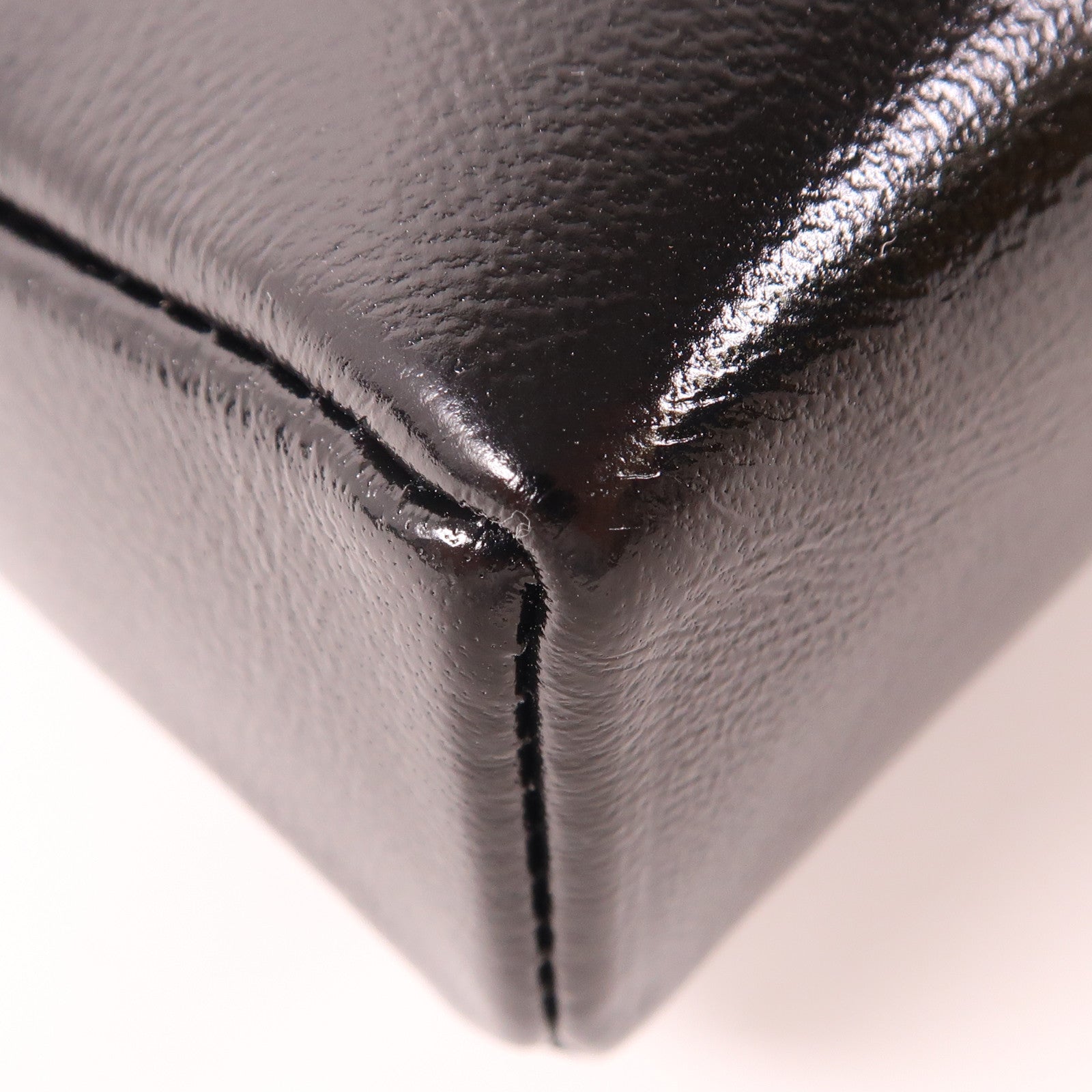 CHANEL 皮革Nano 31銀扣鏈帶肩背袋