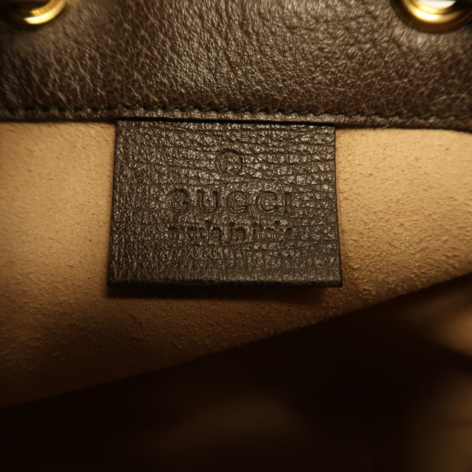 GUCCI 塗層帆布Ophidia GG Mini Bucket金扣肩背袋米色/烏木色