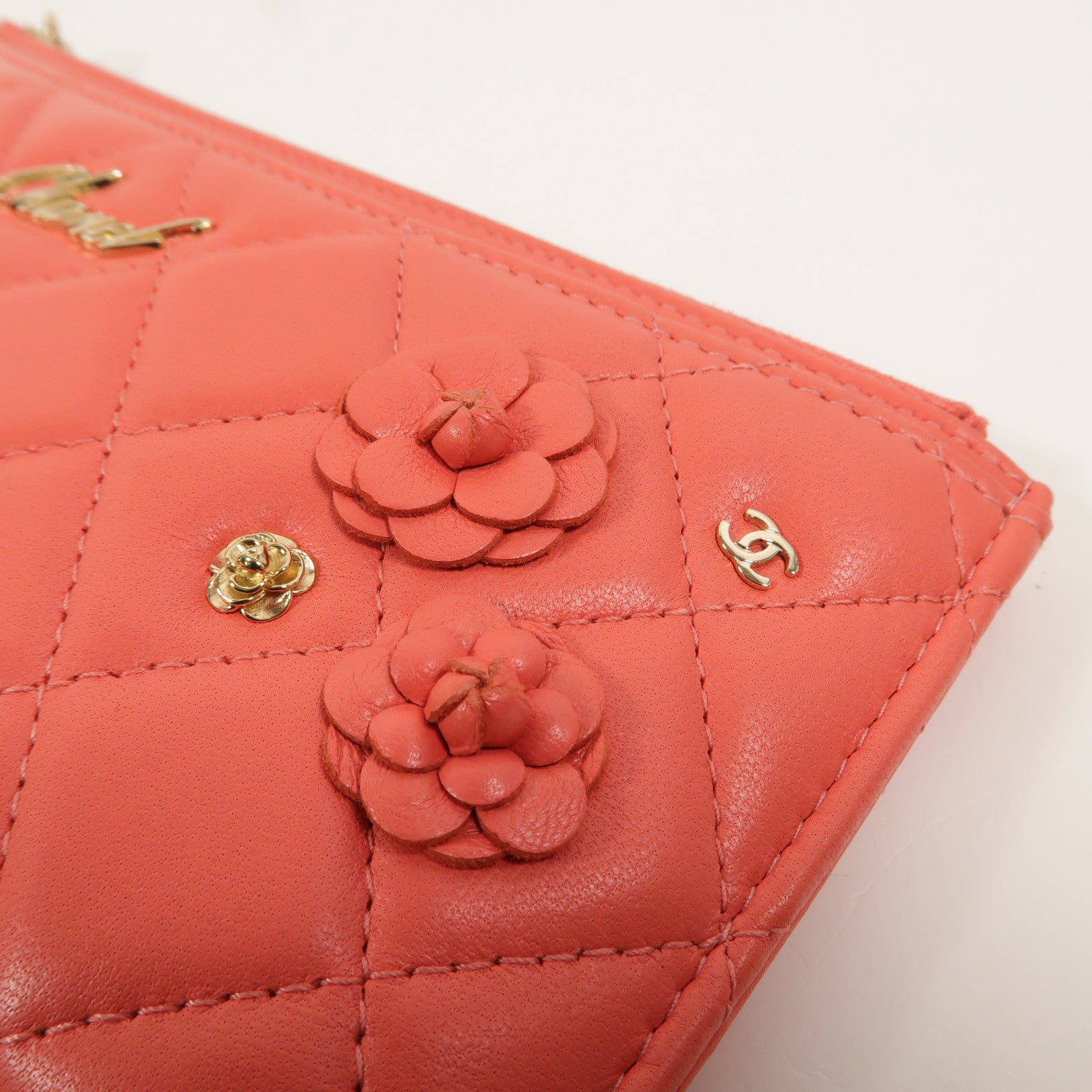 CHANEL 羊皮皮革Camellia Clutch長錢包