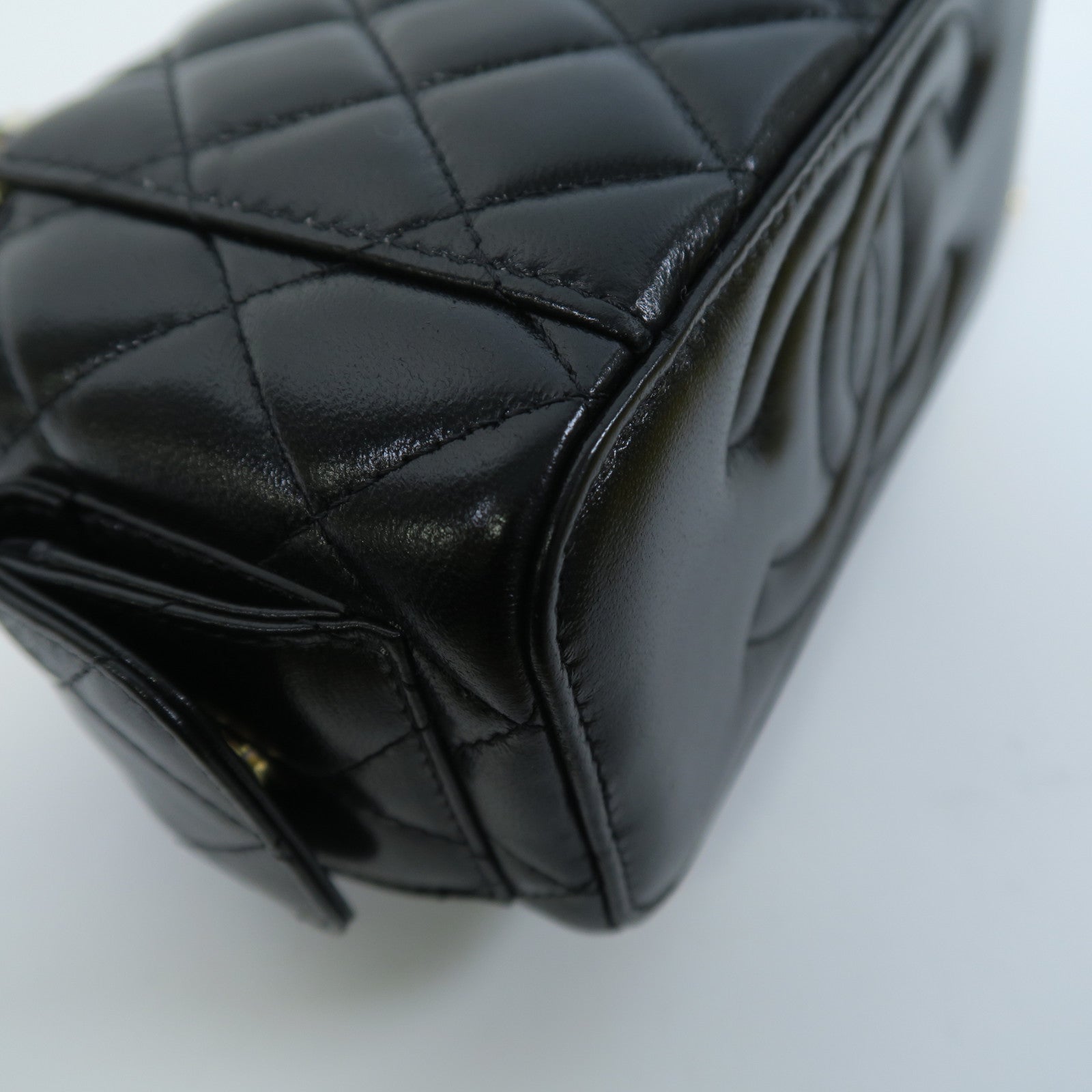 CHANEL **【激減優惠】菱格羊皮皮革Chain Shoulder金扣鏈帶肩背袋黑色