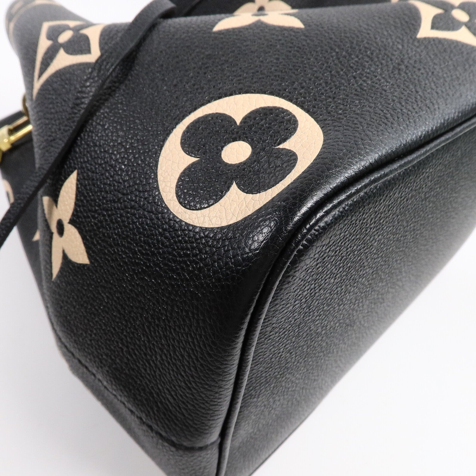 LOUIS VUITTON Monogram Empreinte Bicolor Neo Noe MM金扣手挽肩背兩用袋
