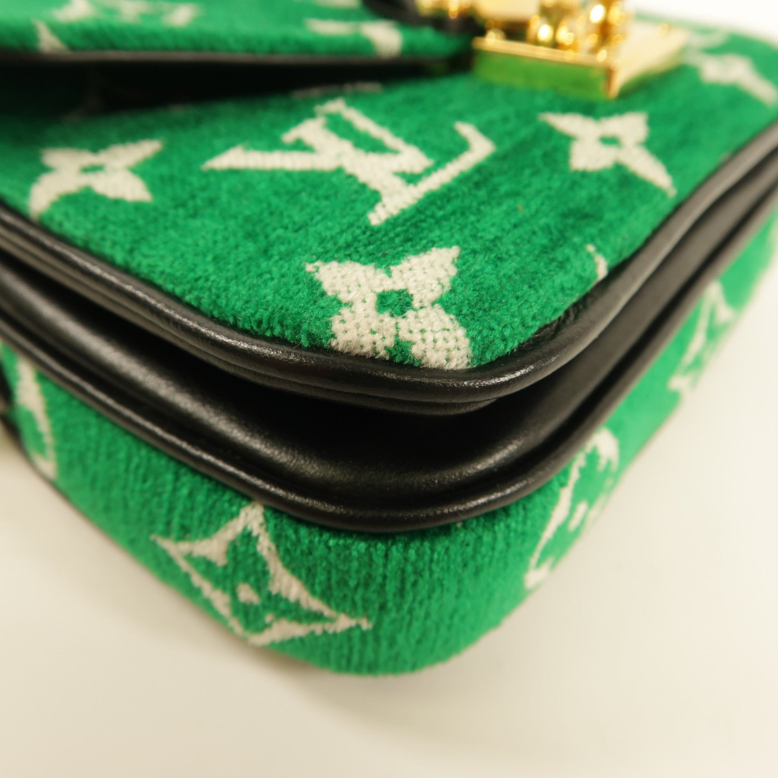LOUIS VUITTON Monogram jacquard velvet Micro Metis手挽肩背兩用袋