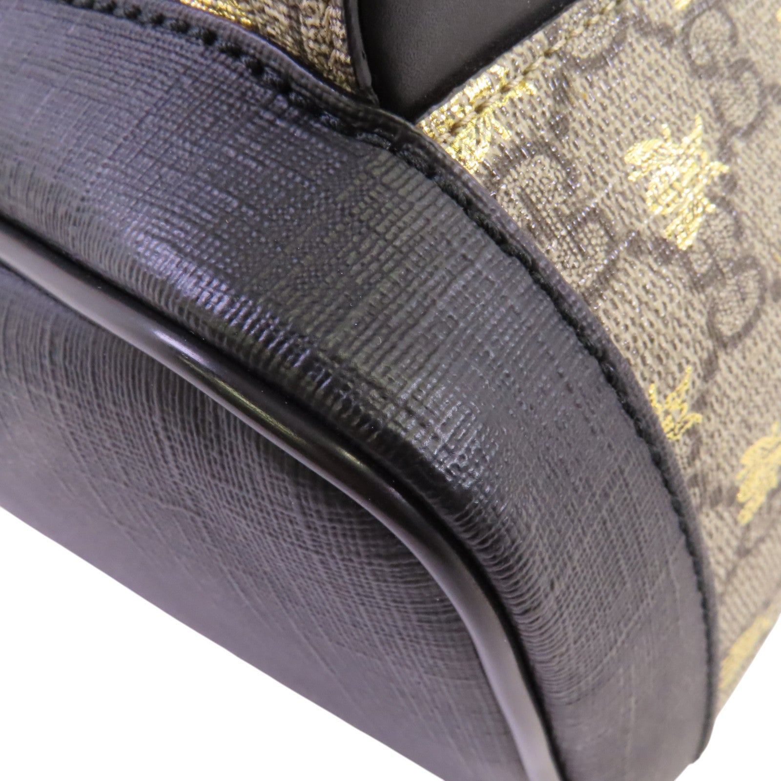 GUCCI 【激減優惠】塗層帆布GG Supreme Backpack金扣背包