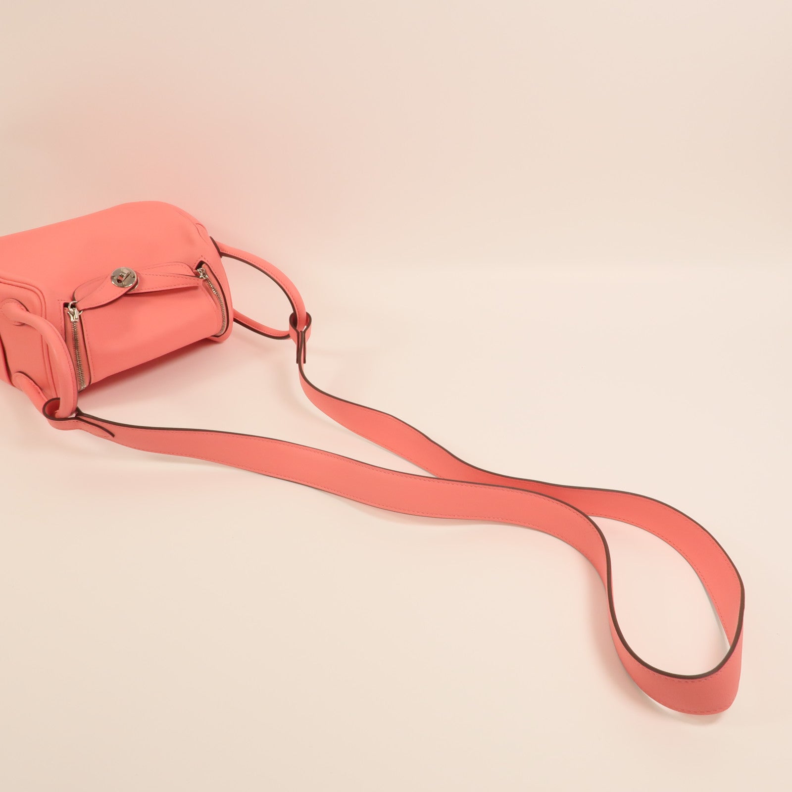 HERMES Swift皮革Mini Lindy銀扣手挽肩背兩用袋Rose Azalee