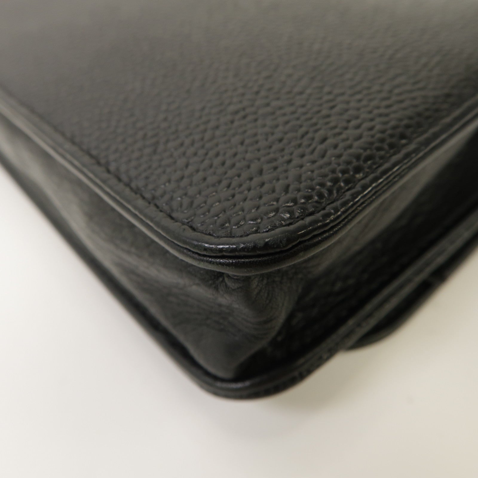 CHANEL Caviar皮革Wallet On Chain銀扣鏈帶肩背袋黑色
