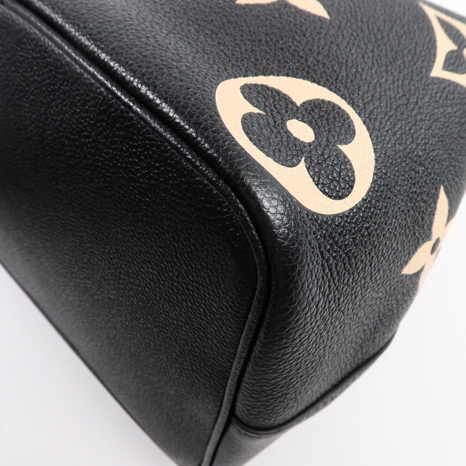 LOUIS VUITTON Monogram Empreinte Bicolor Neo Noe MM金扣手挽肩背兩用袋