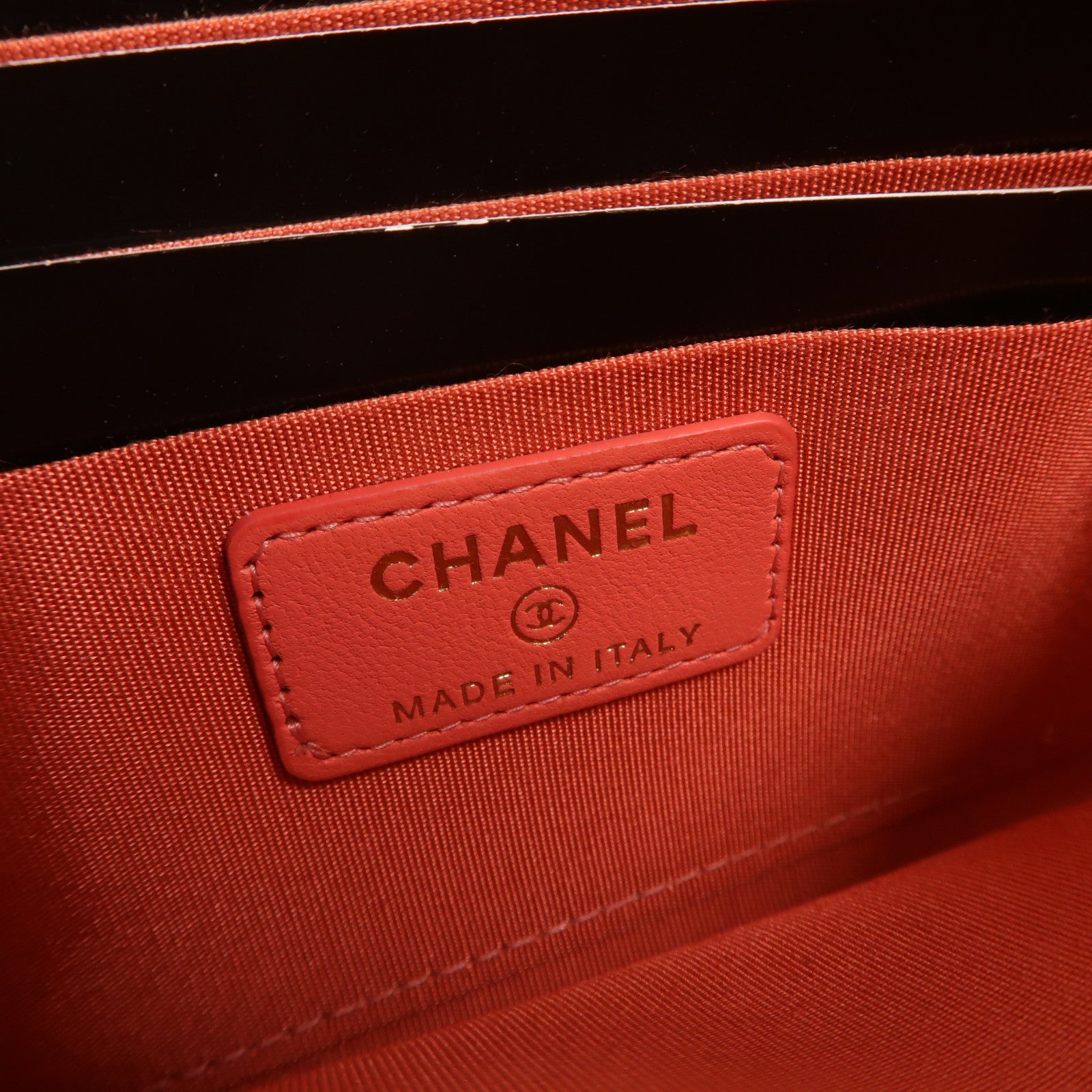 CHANEL 羊皮皮革Camellia Clutch長錢包