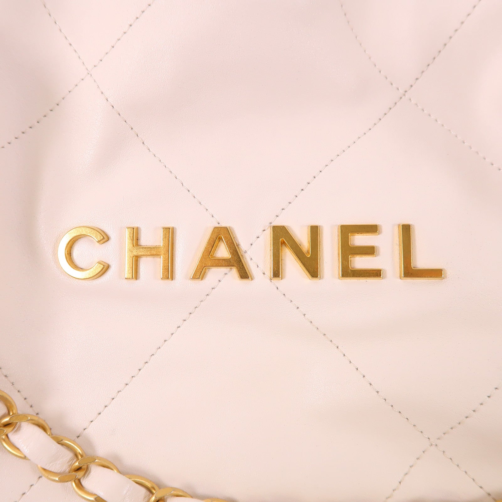 CHANEL 牛皮皮革Chanel 22 Small金扣鏈帶肩背袋